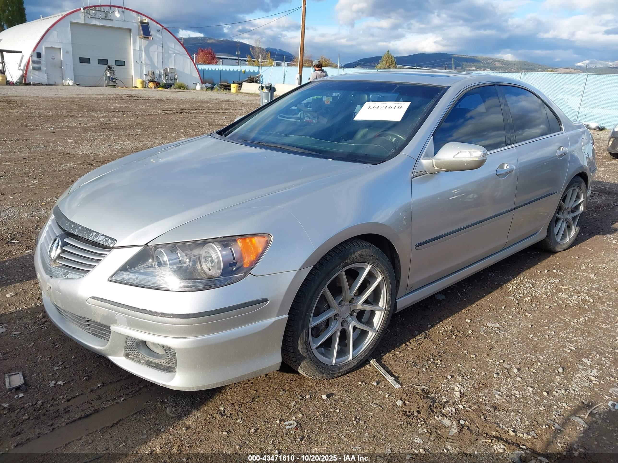 ACURA RL image 2