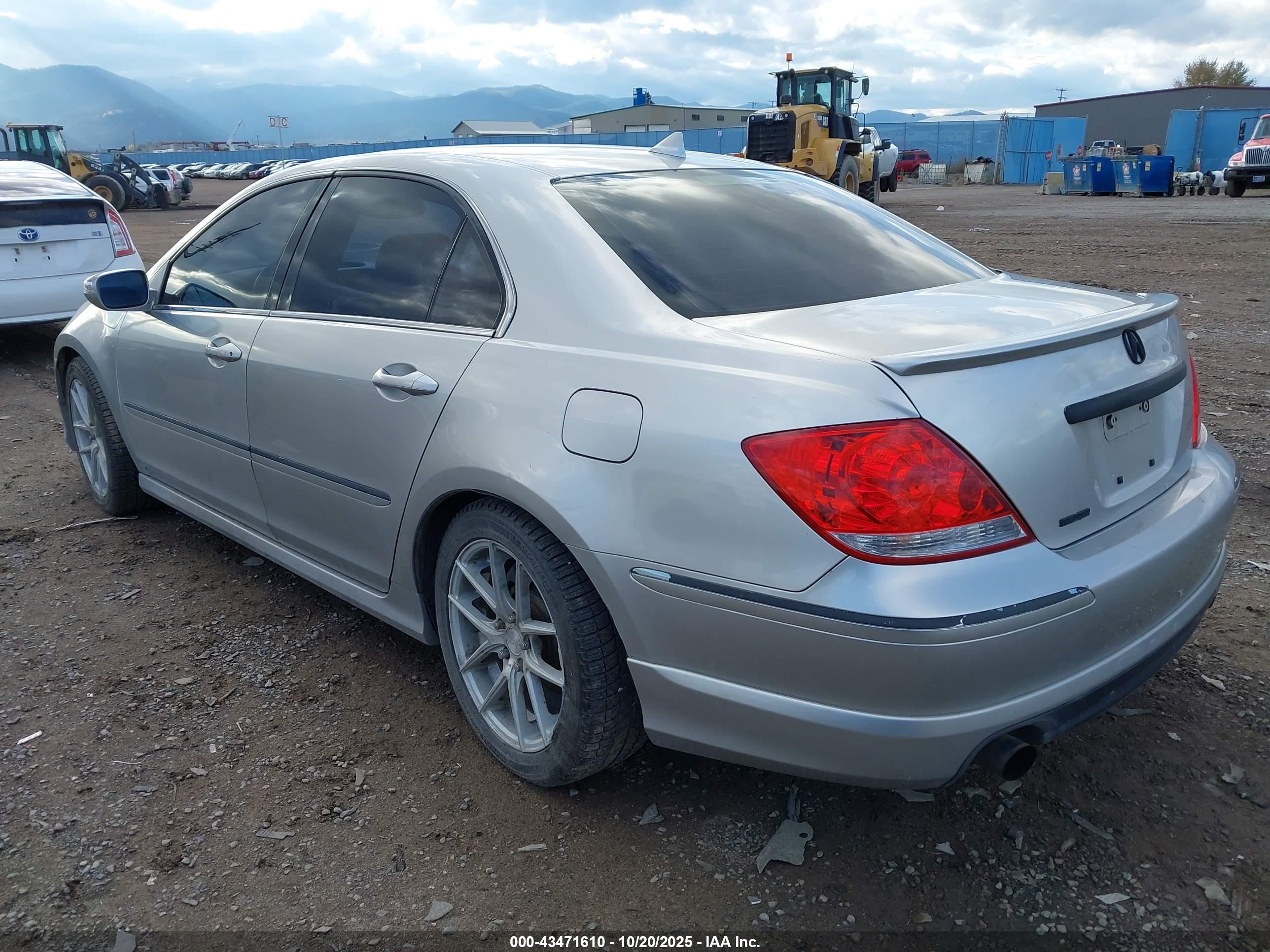 ACURA RL image 3