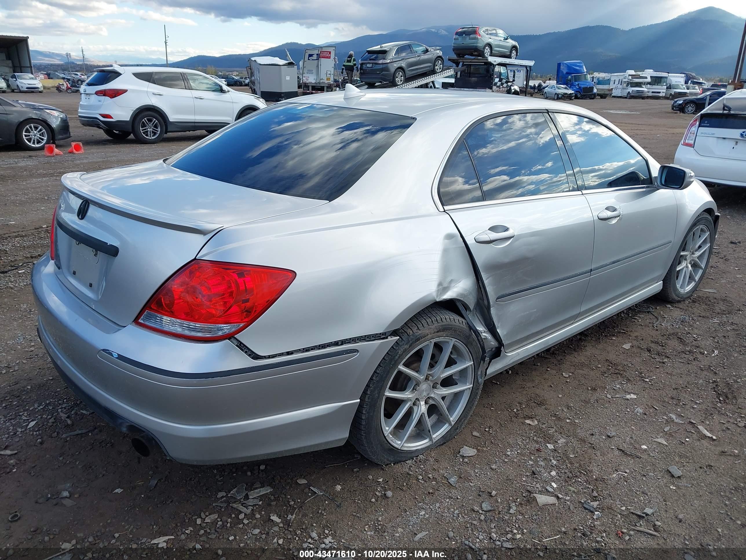 ACURA RL image 4