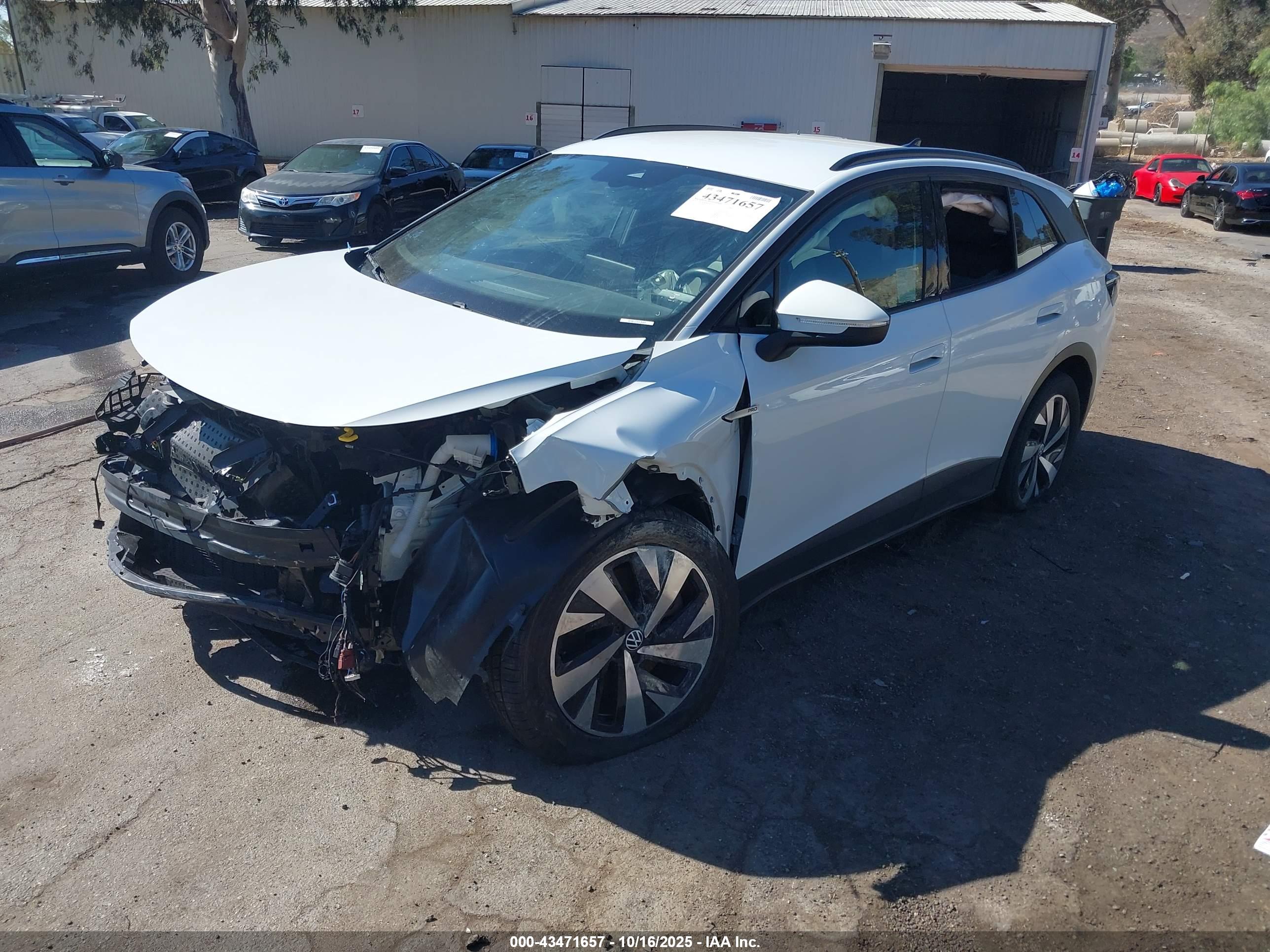 VOLKSWAGEN ID.4 image 2