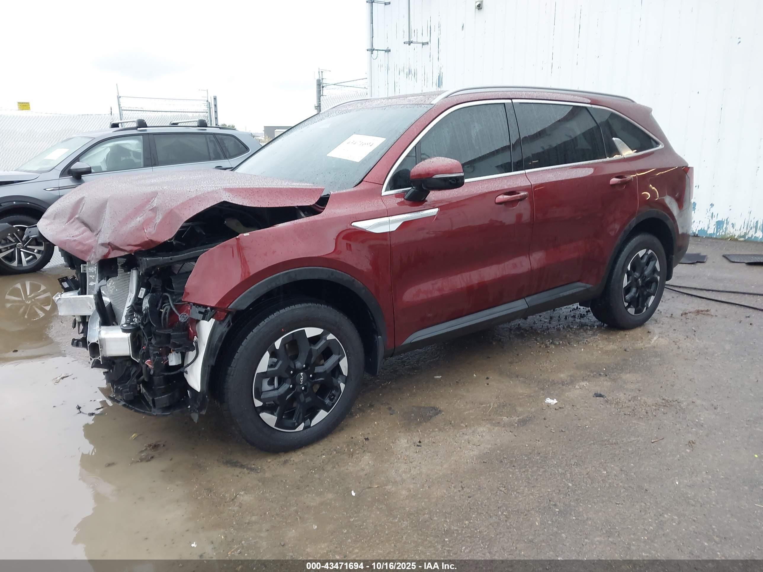 KIA SORENTO image 2
