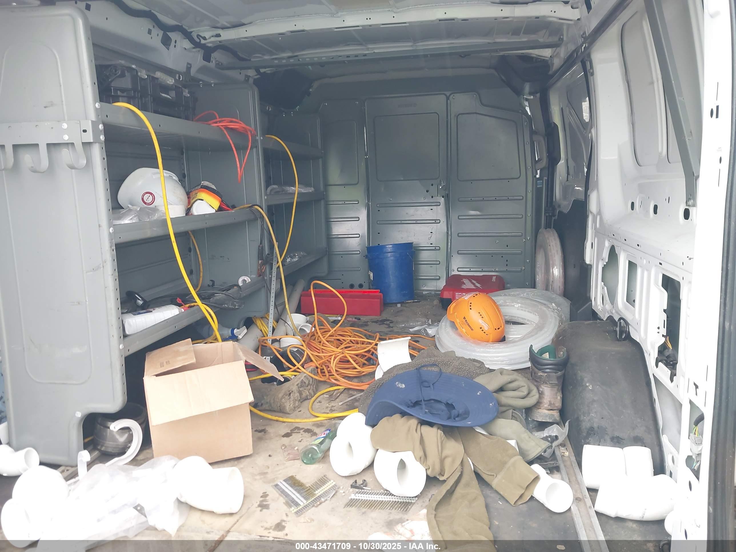 FORD TRANSIT-150 image 8