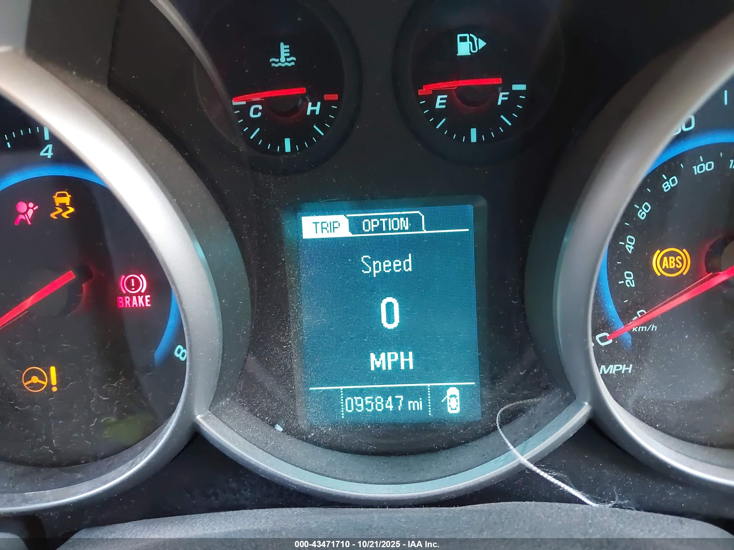 CHEVROLET CRUZE image 7