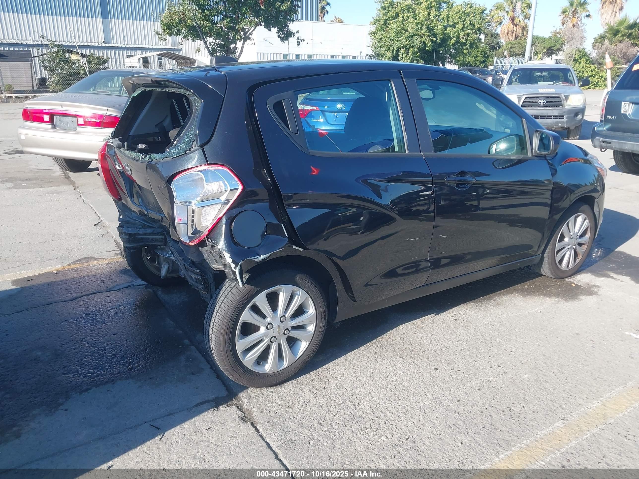 CHEVROLET SPARK image 4