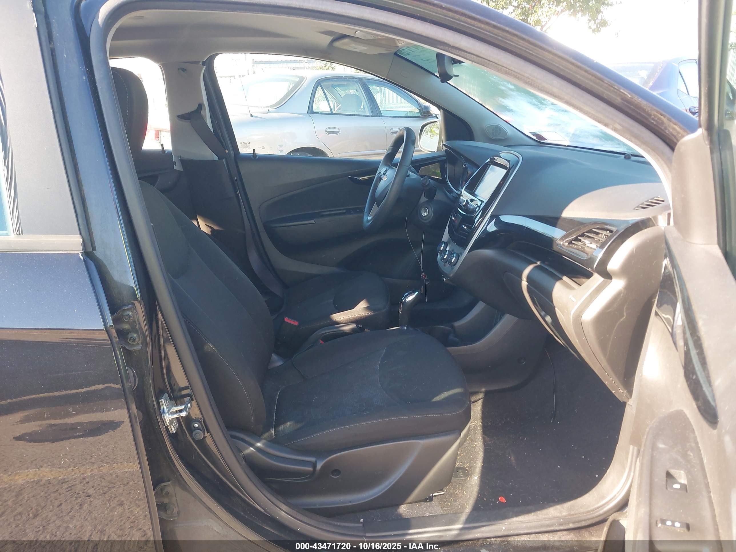 CHEVROLET SPARK image 5