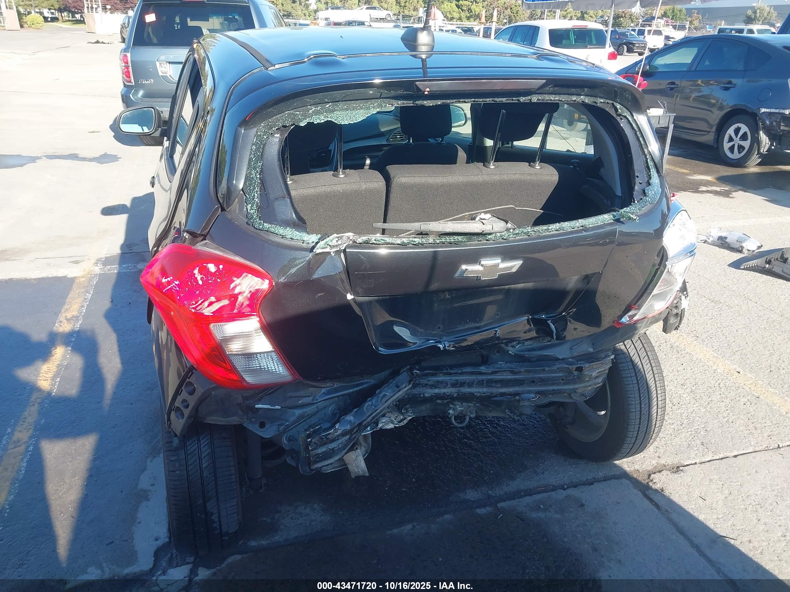 CHEVROLET SPARK image 6