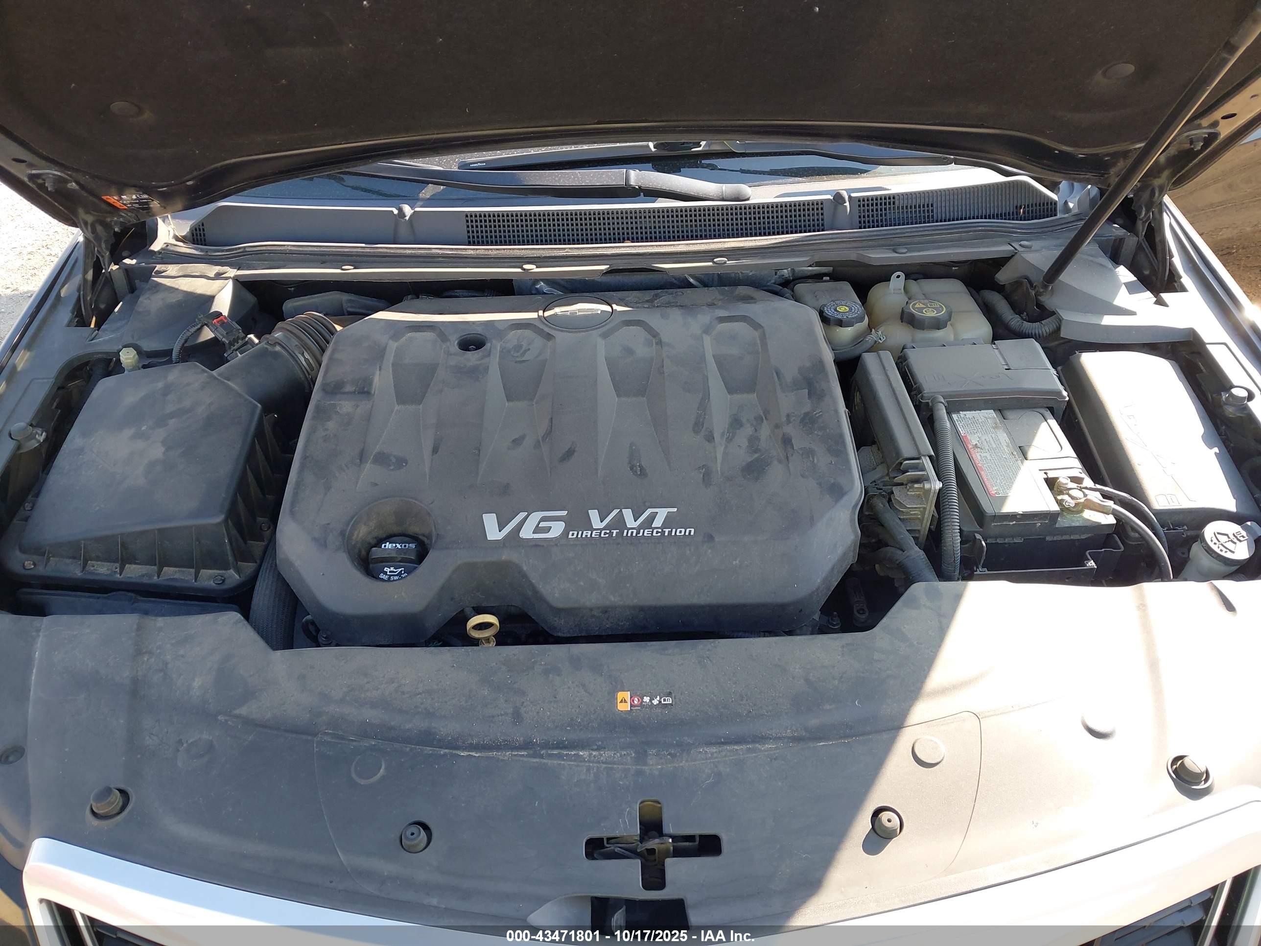 CADILLAC XTS image 10