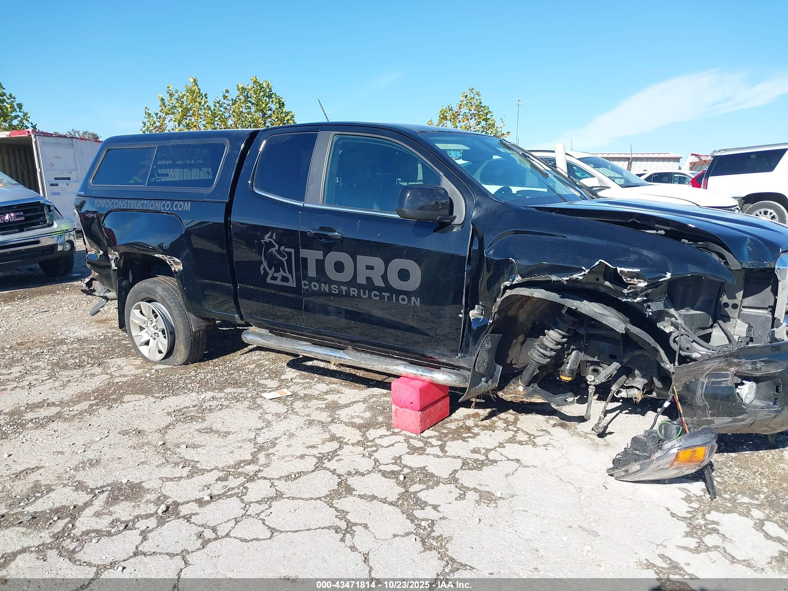 GMC CANYON image 6