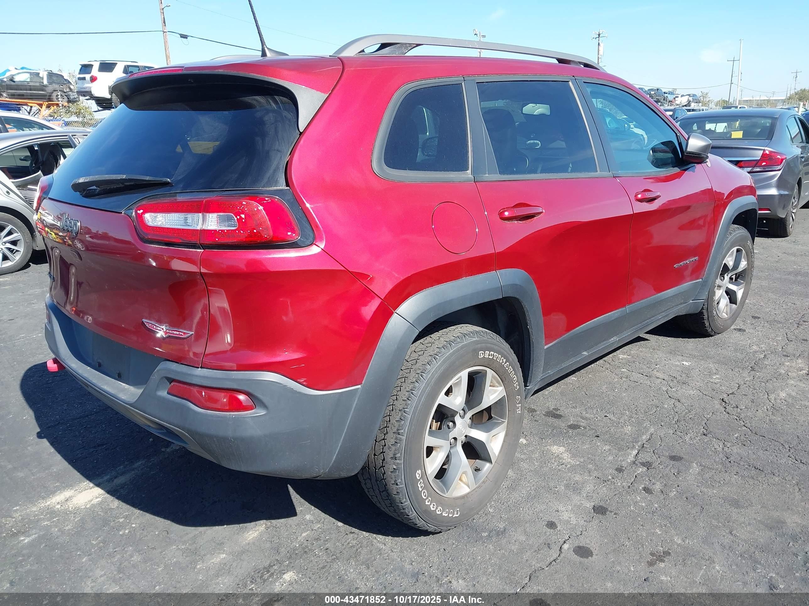 JEEP CHEROKEE image 4