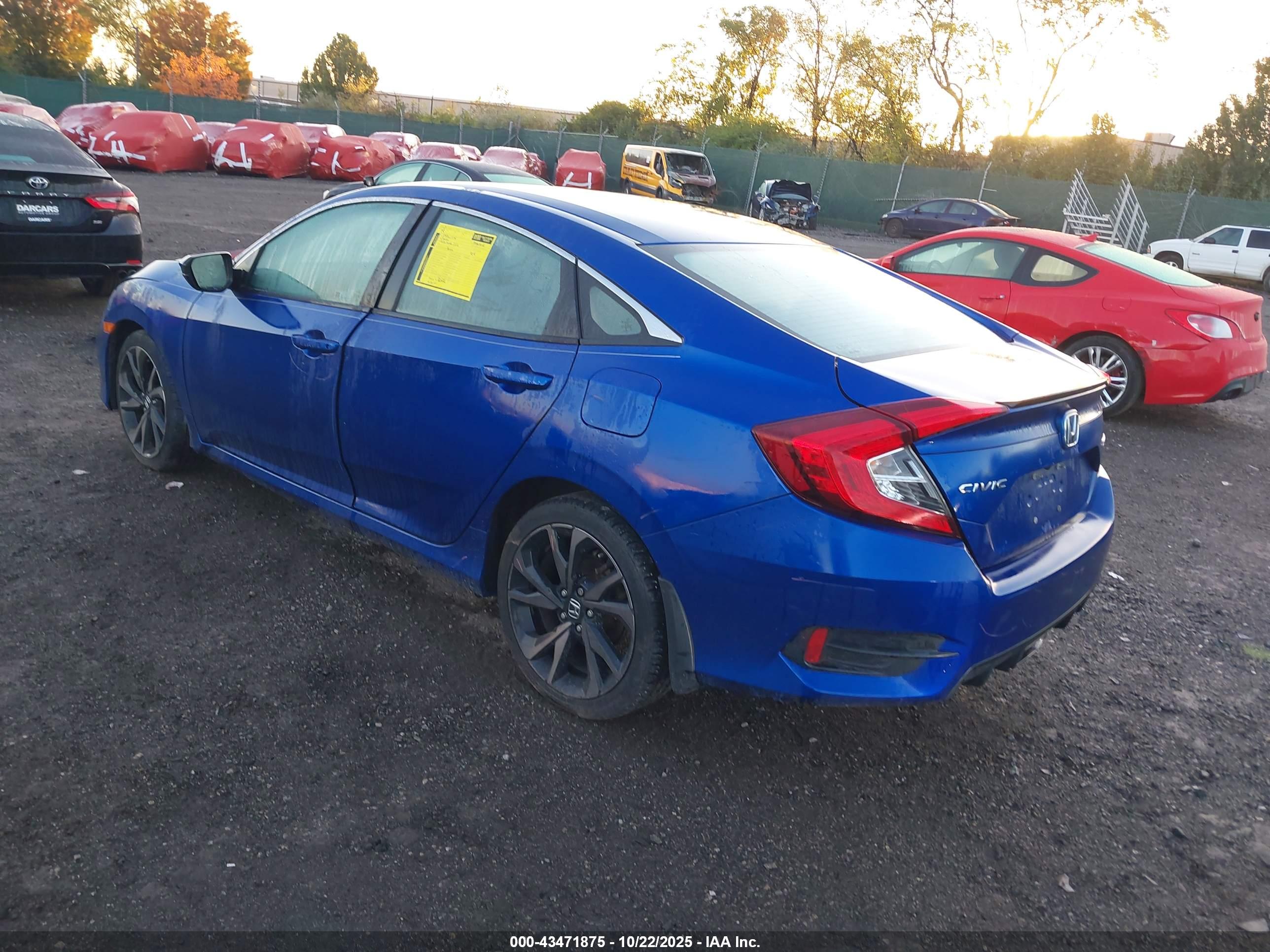 HONDA CIVIC image 3