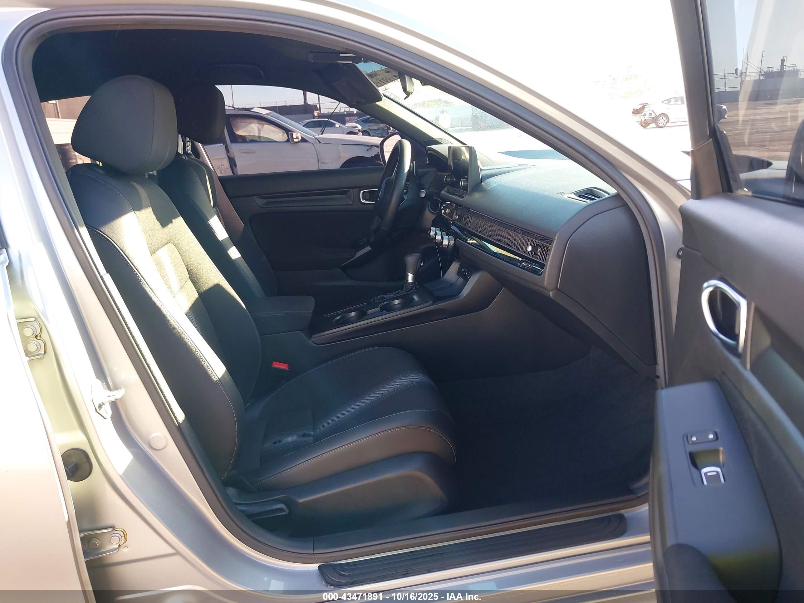 HONDA CIVIC image 5