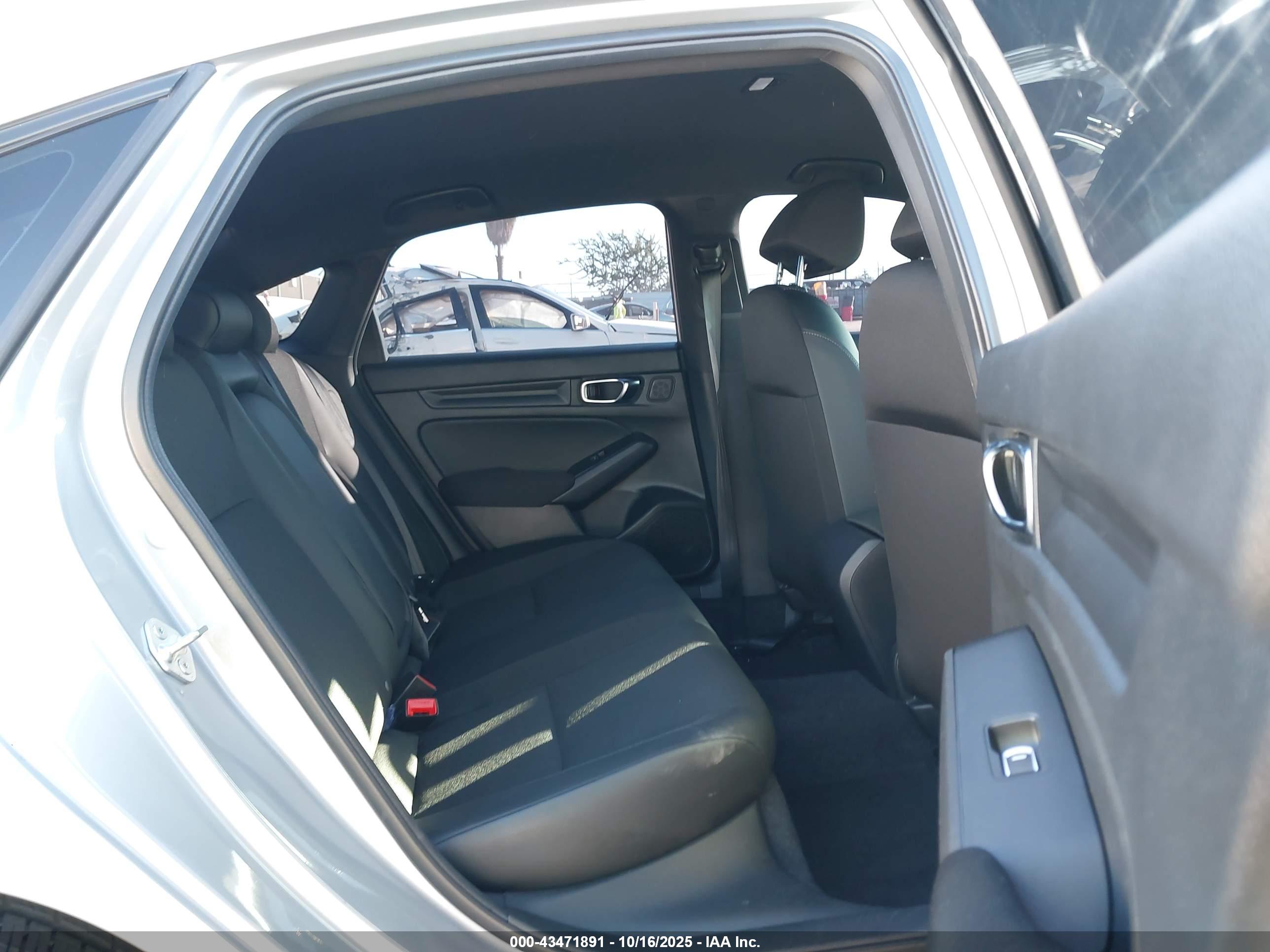 HONDA CIVIC image 8