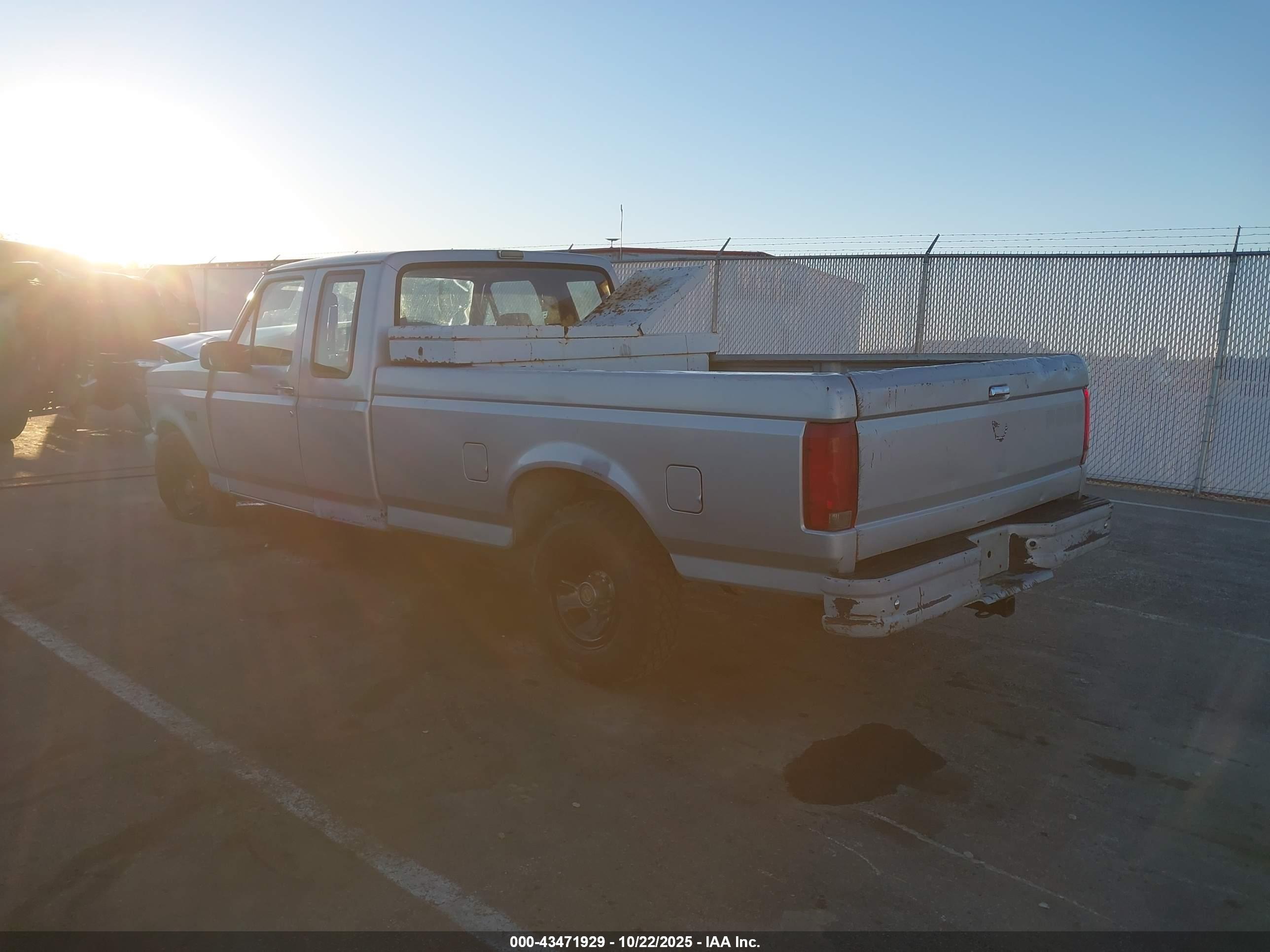 FORD F150 image 3