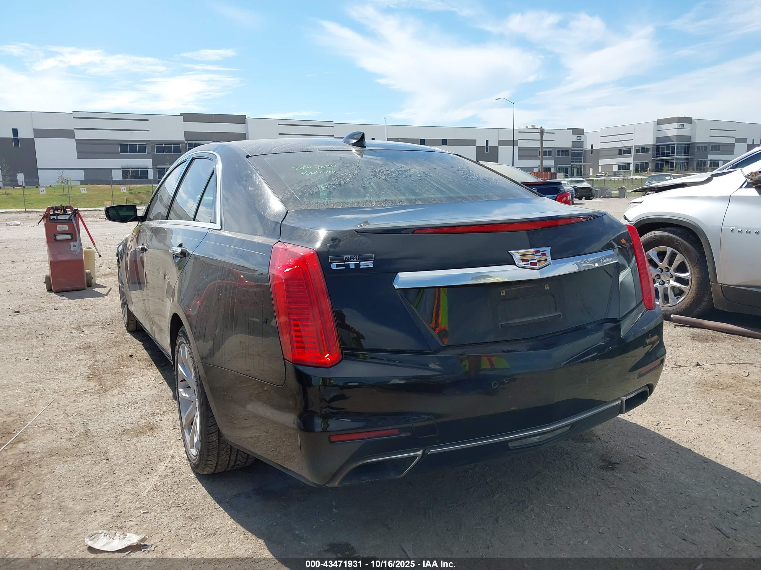 CADILLAC CTS image 3