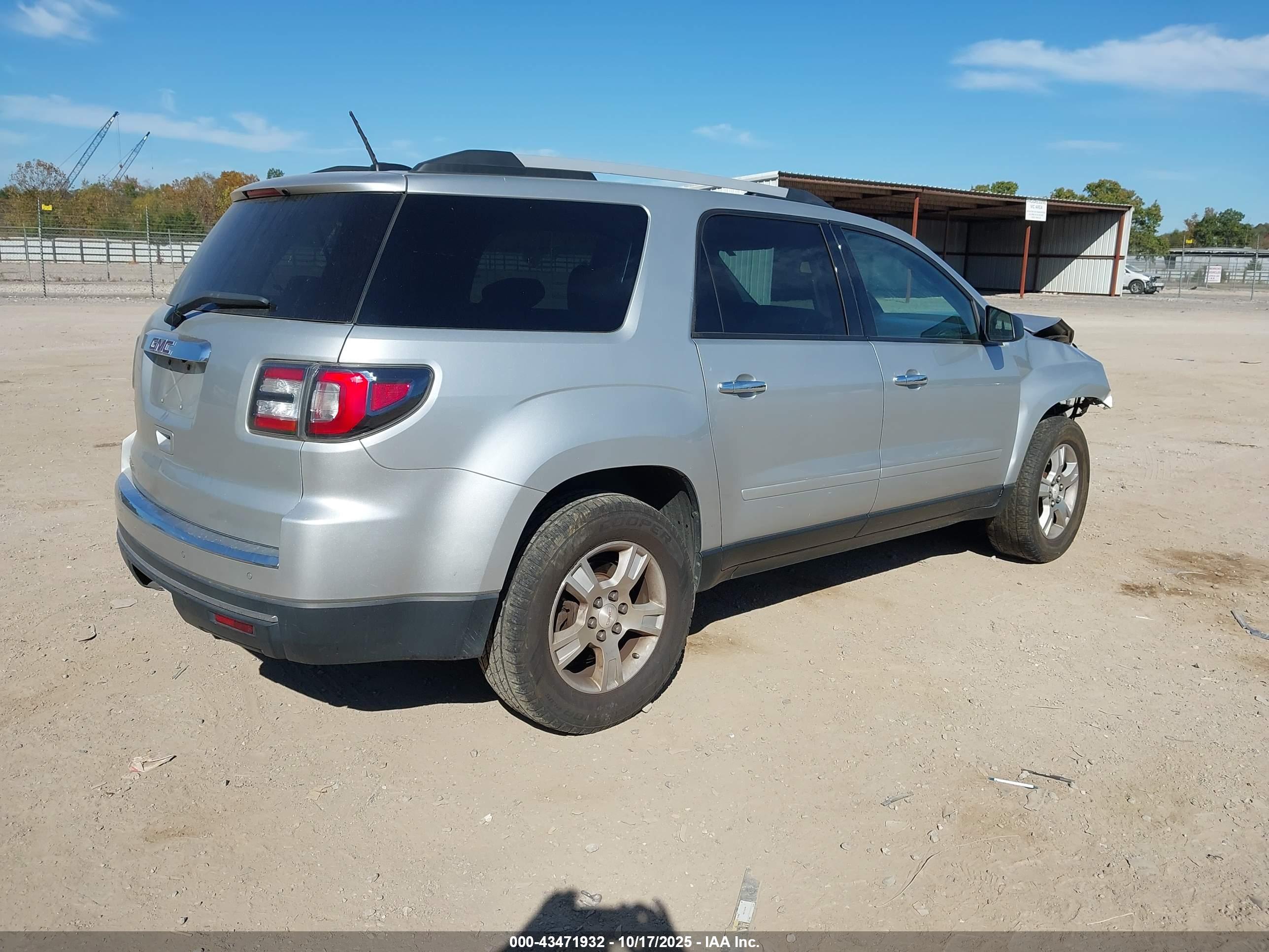 GMC ACADIA image 4