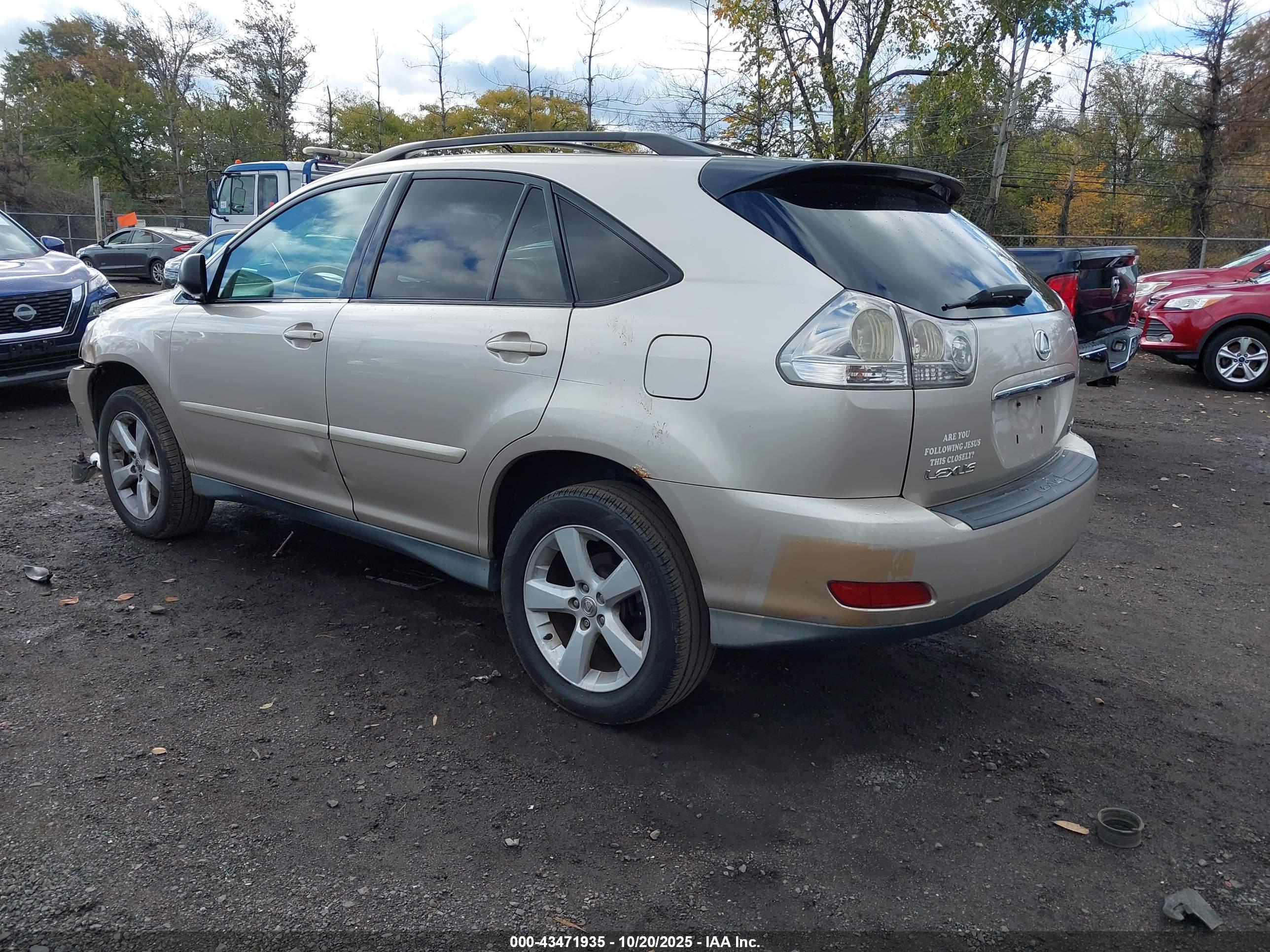 LEXUS RX image 3