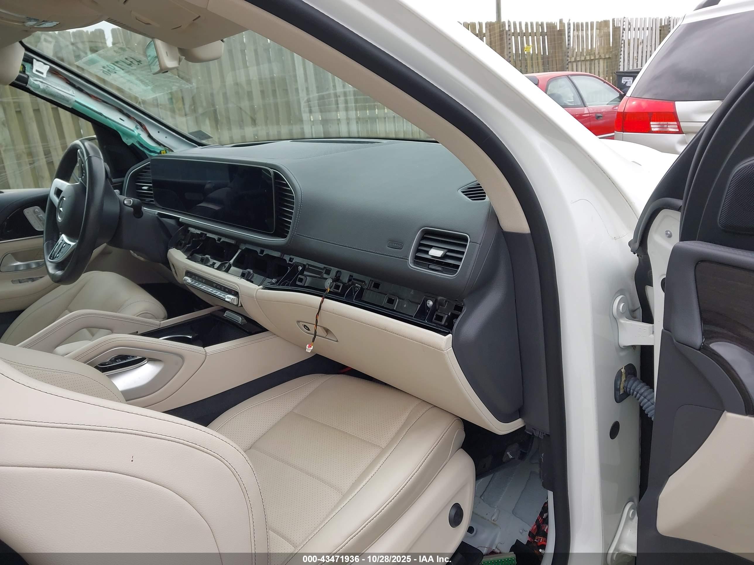 MERCEDES-BENZ GLE image 5
