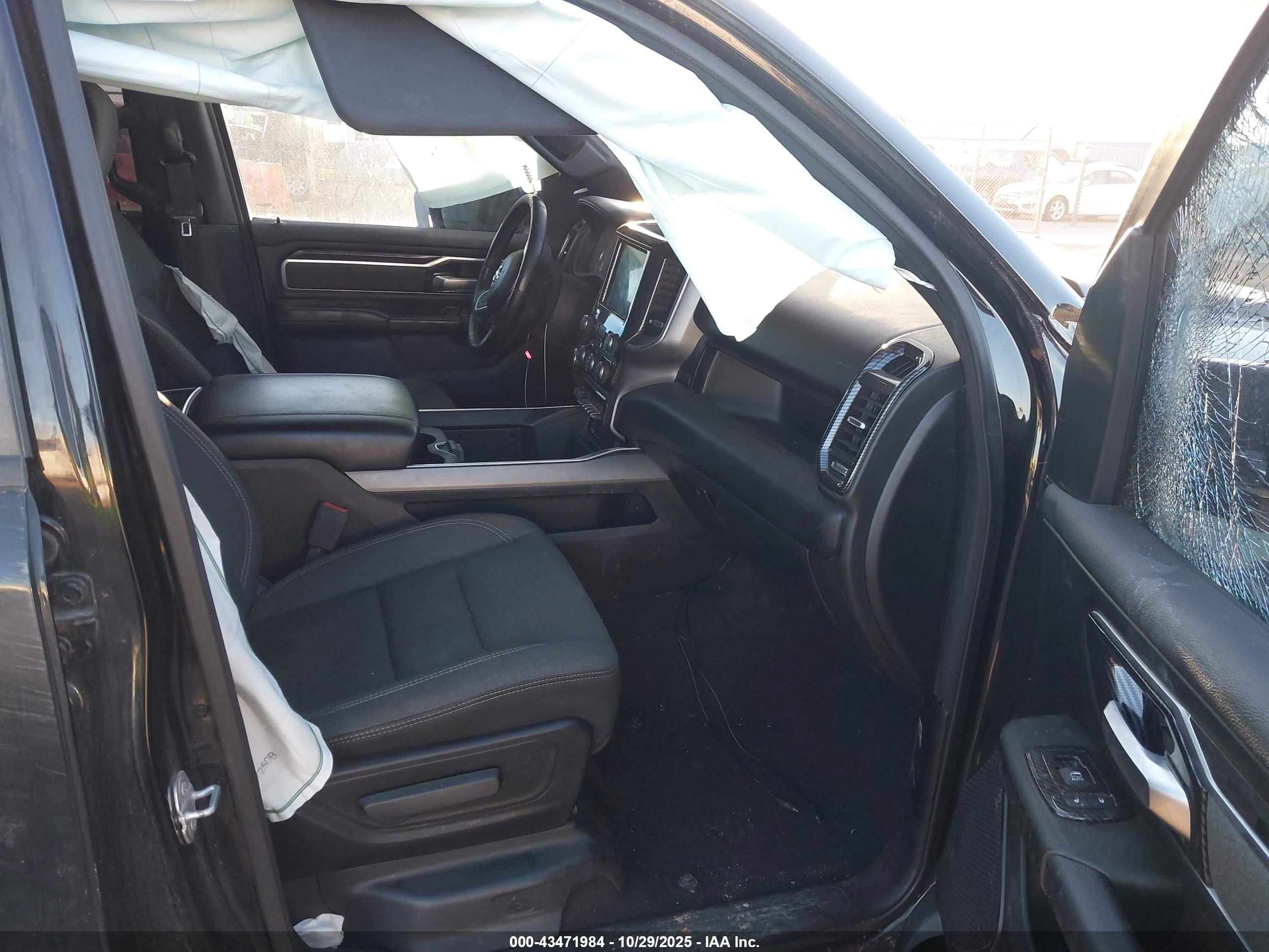 RAM 1500 image 5
