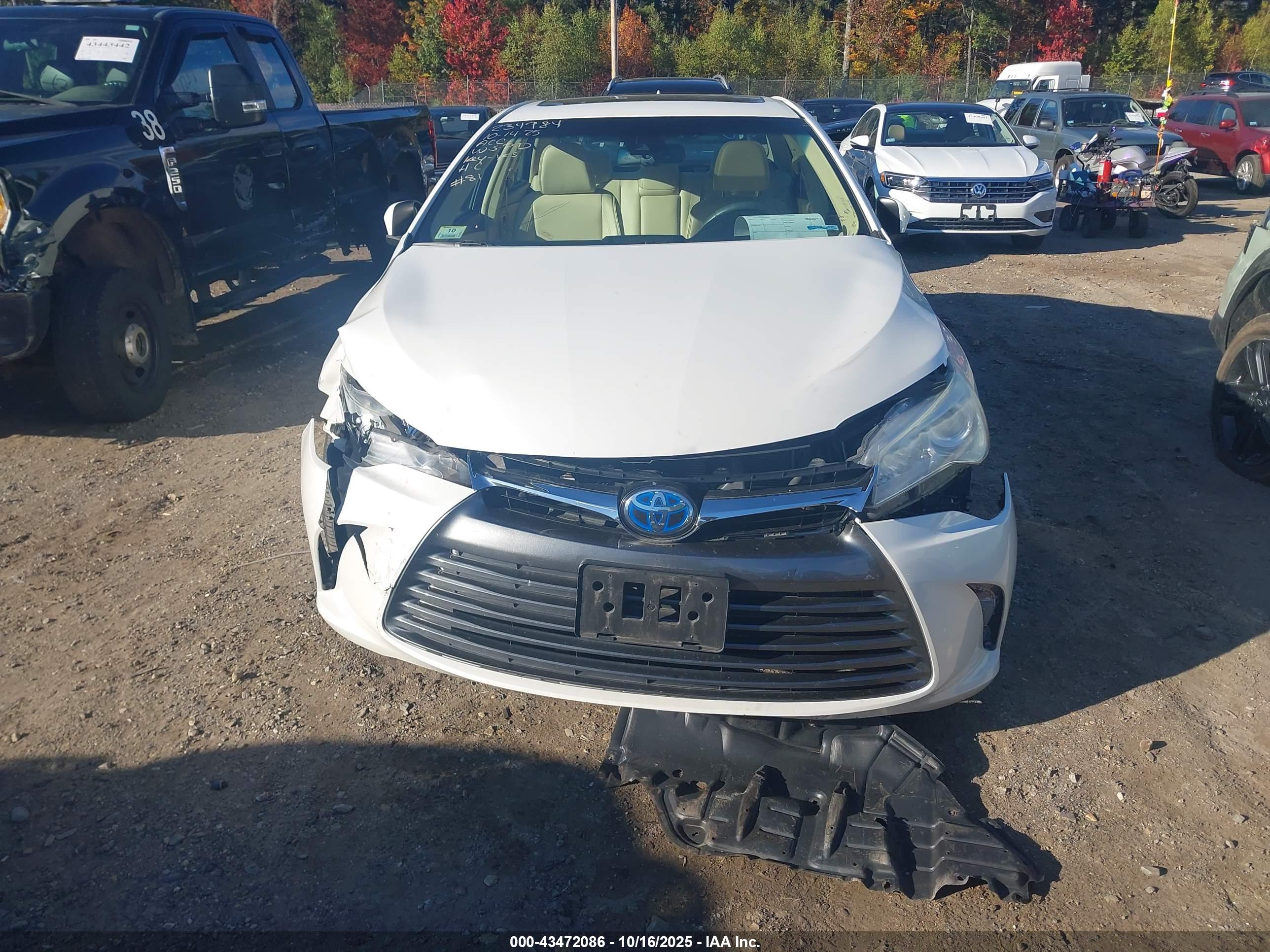 TOYOTA CAMRY image 6