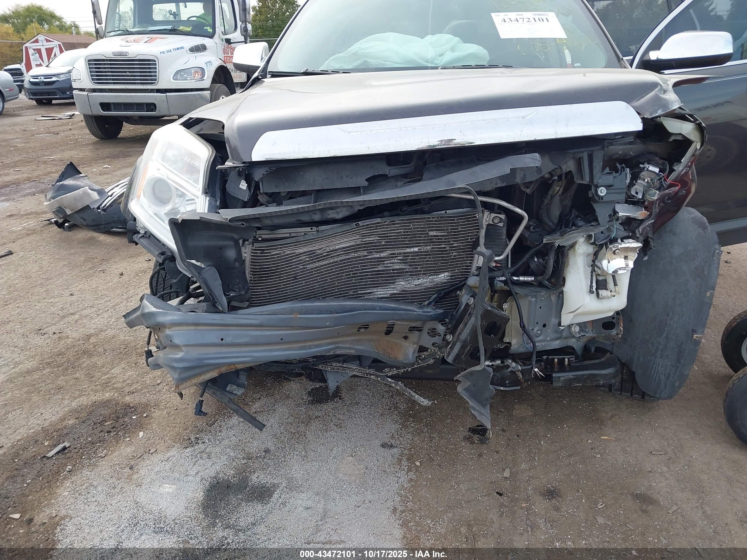 GMC TERRAIN image 6