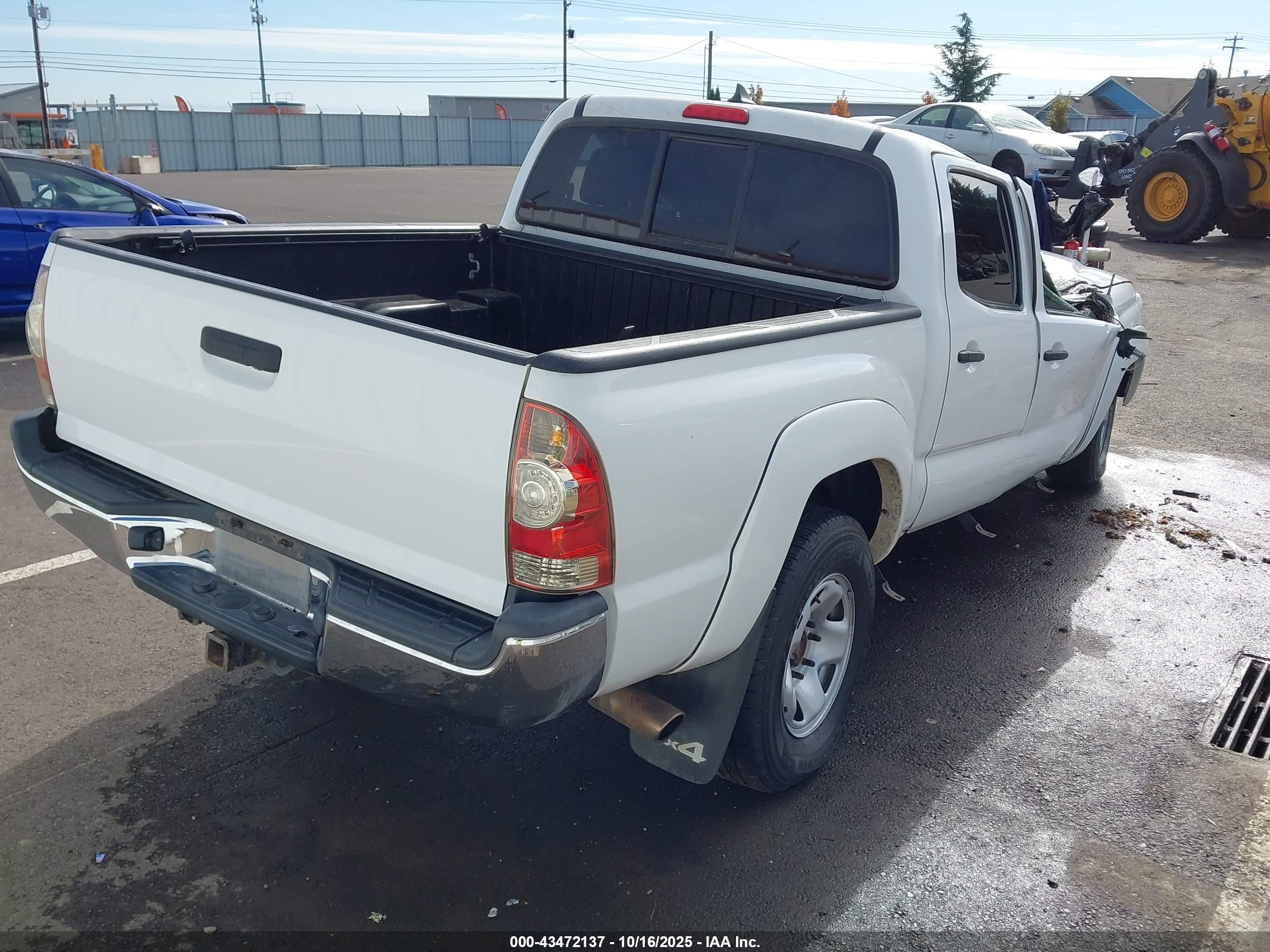 TOYOTA TACOMA image 4