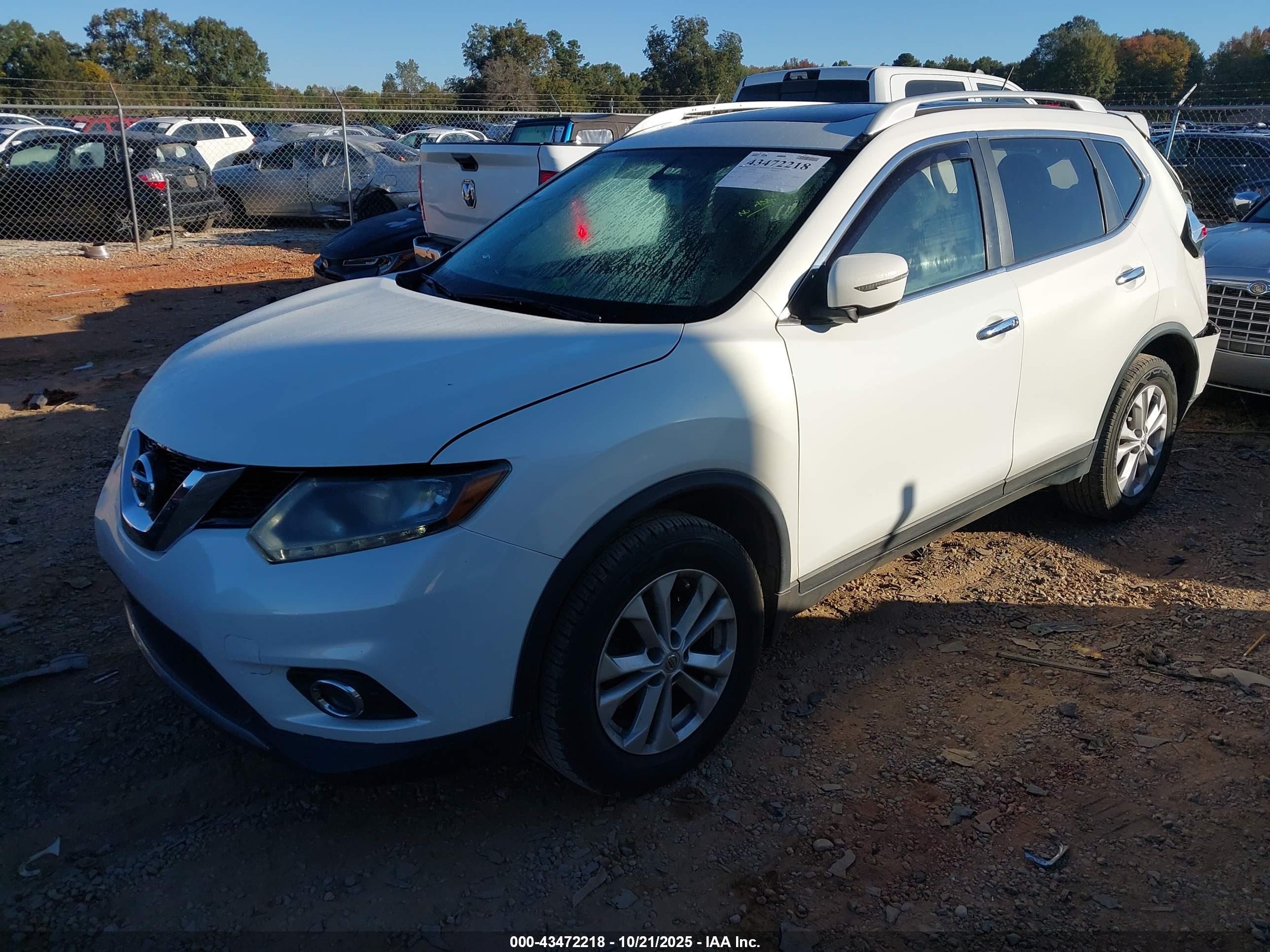 NISSAN ROGUE image 2