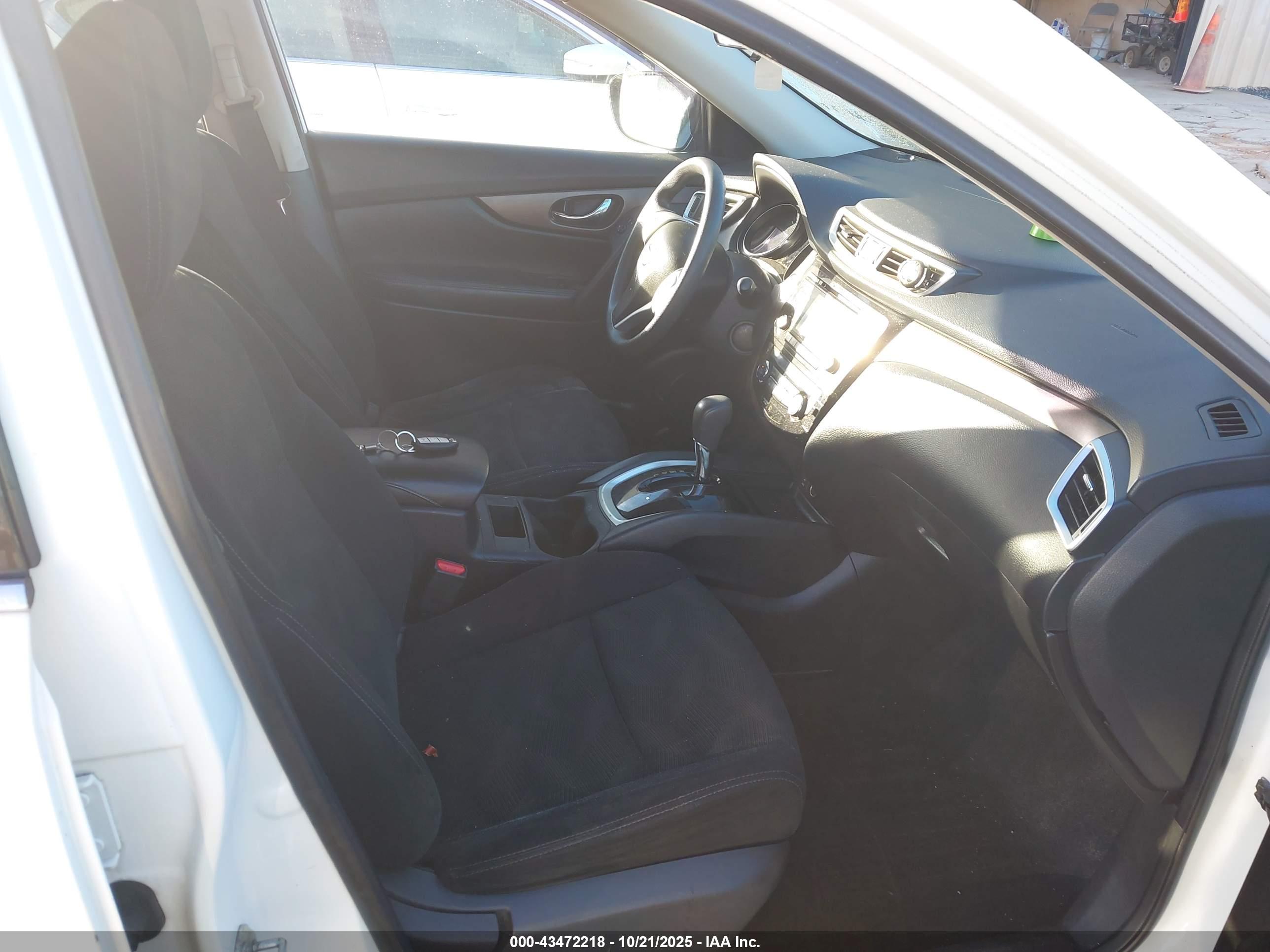 NISSAN ROGUE image 5