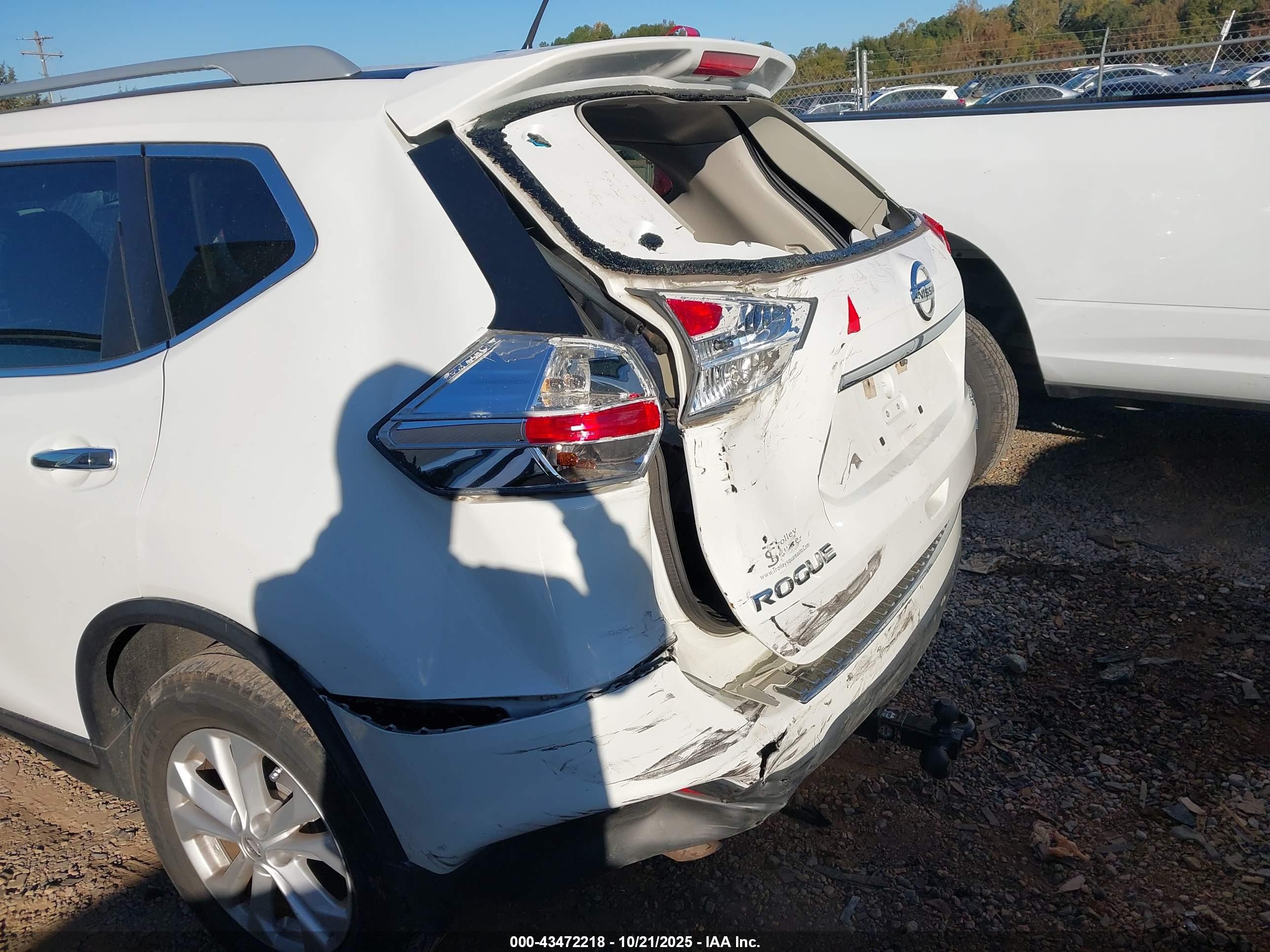 NISSAN ROGUE image 6
