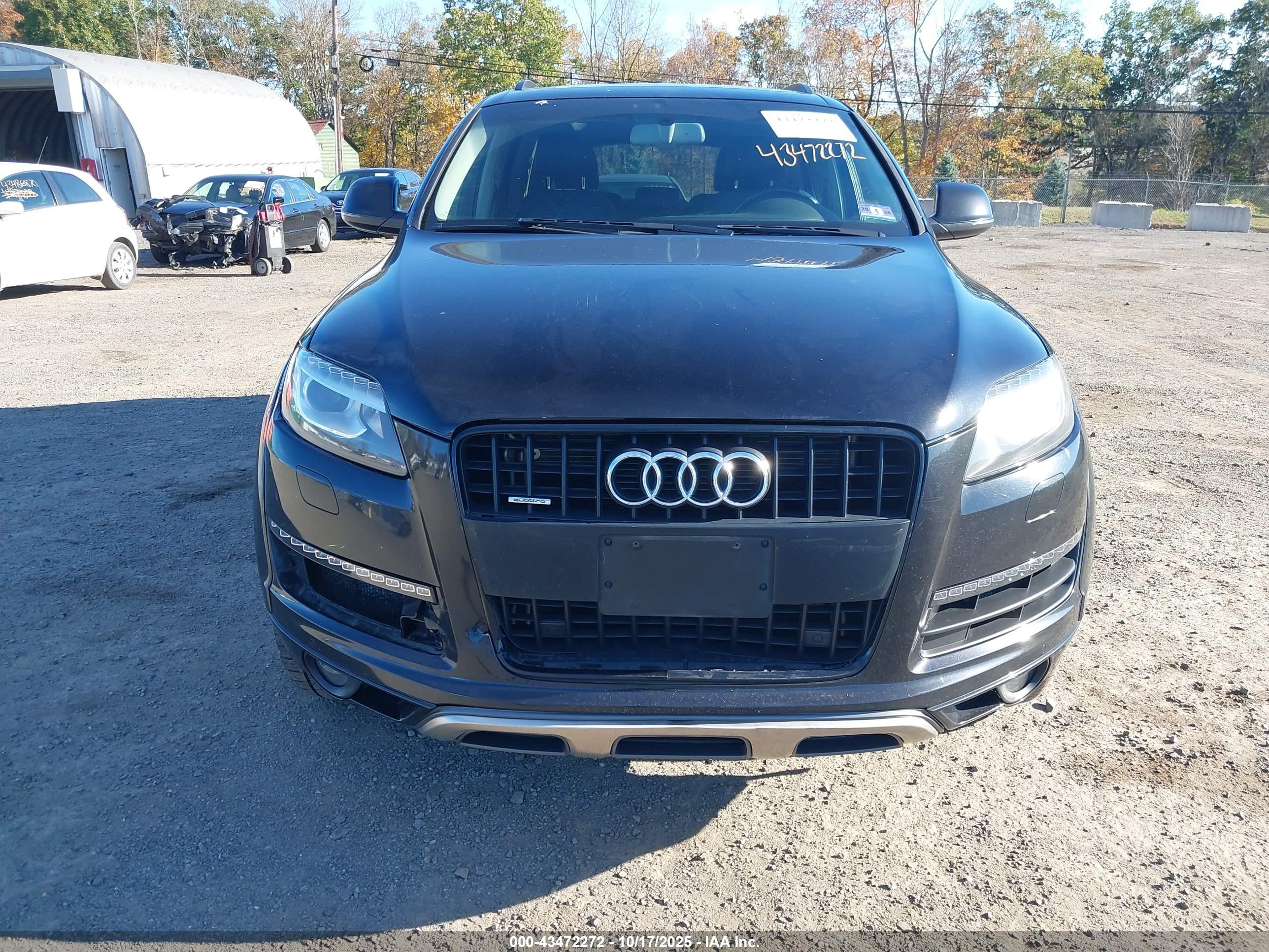 AUDI Q7 image 6