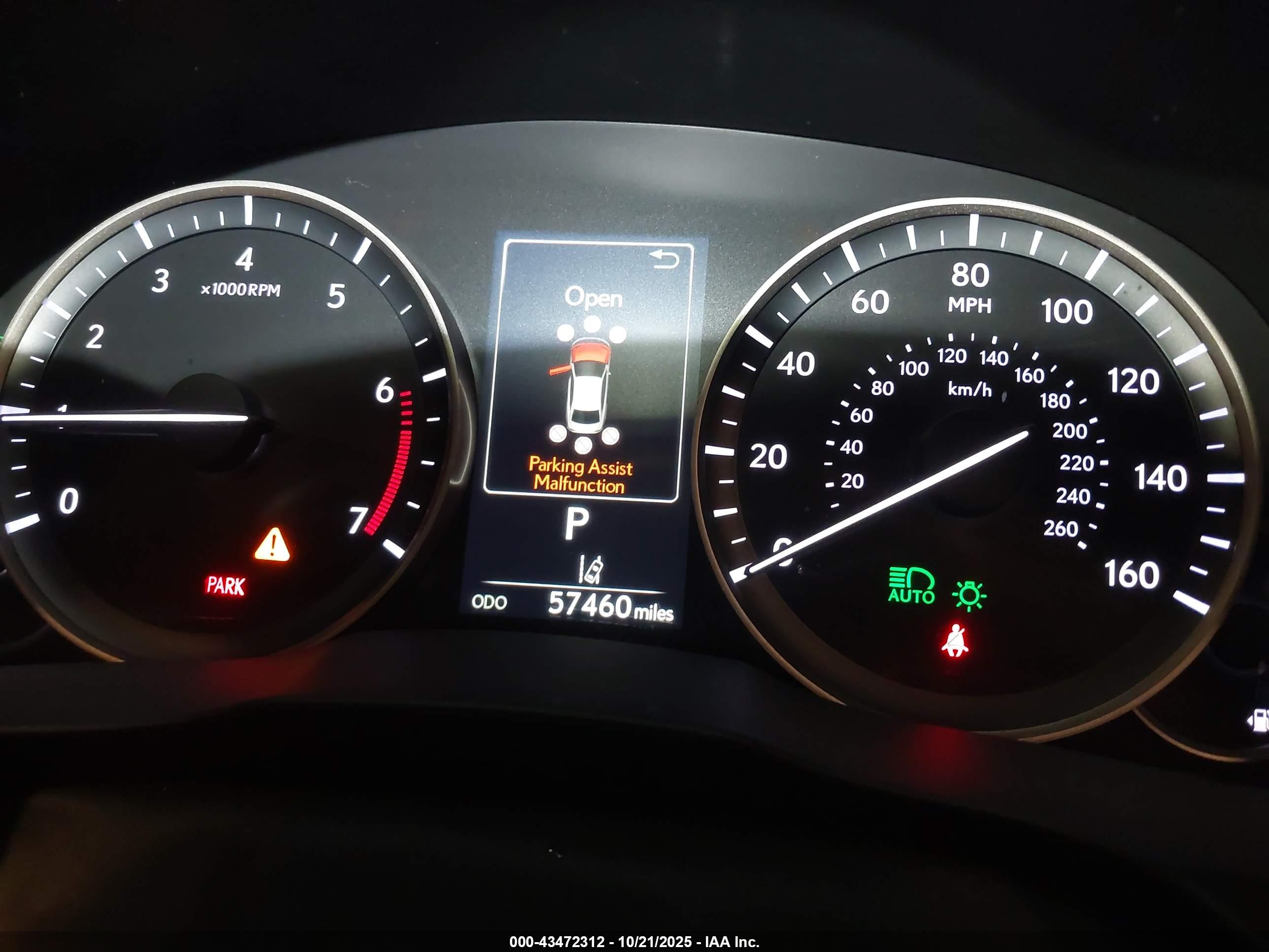 LEXUS ES image 7