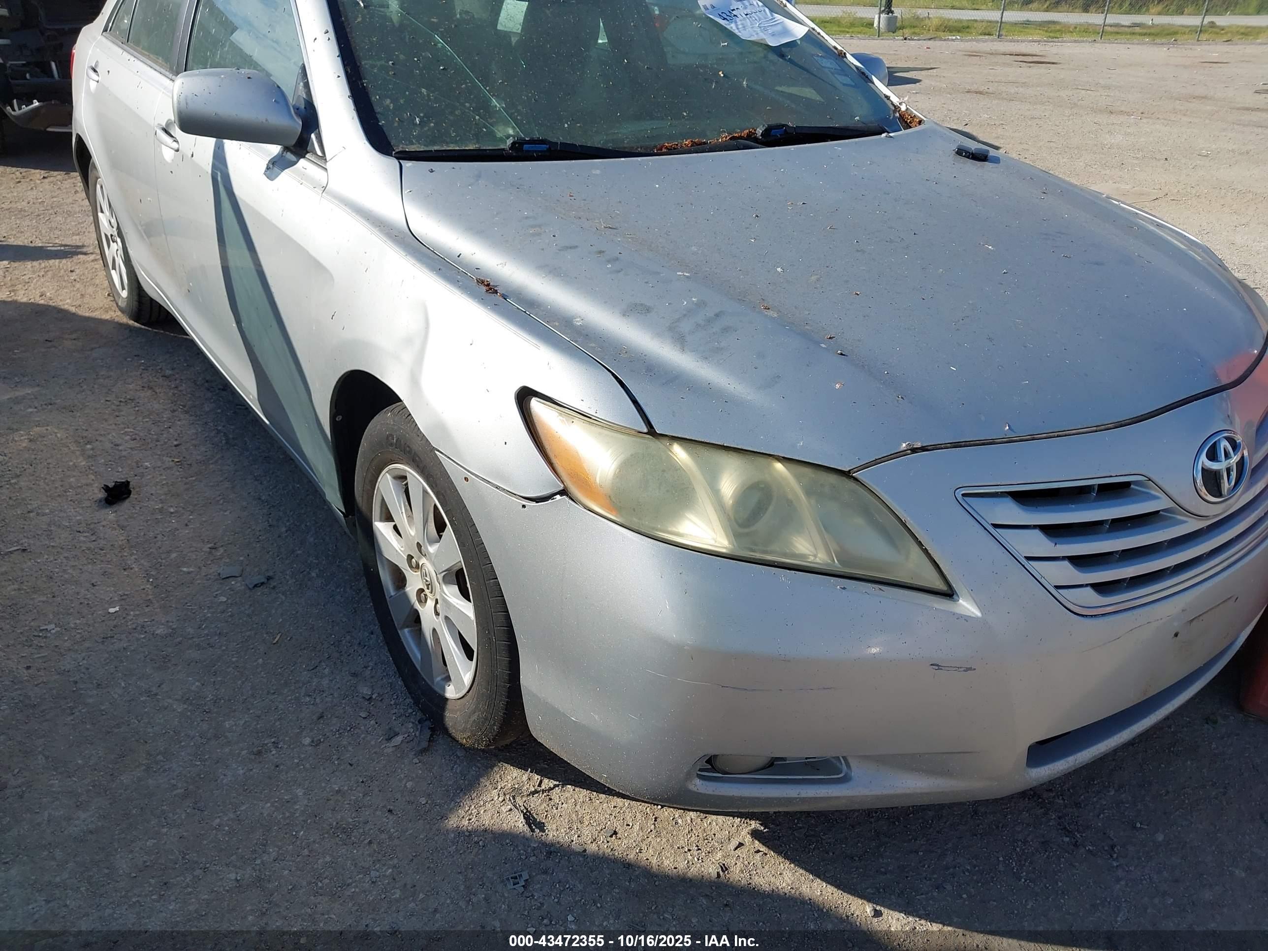 TOYOTA CAMRY image 6