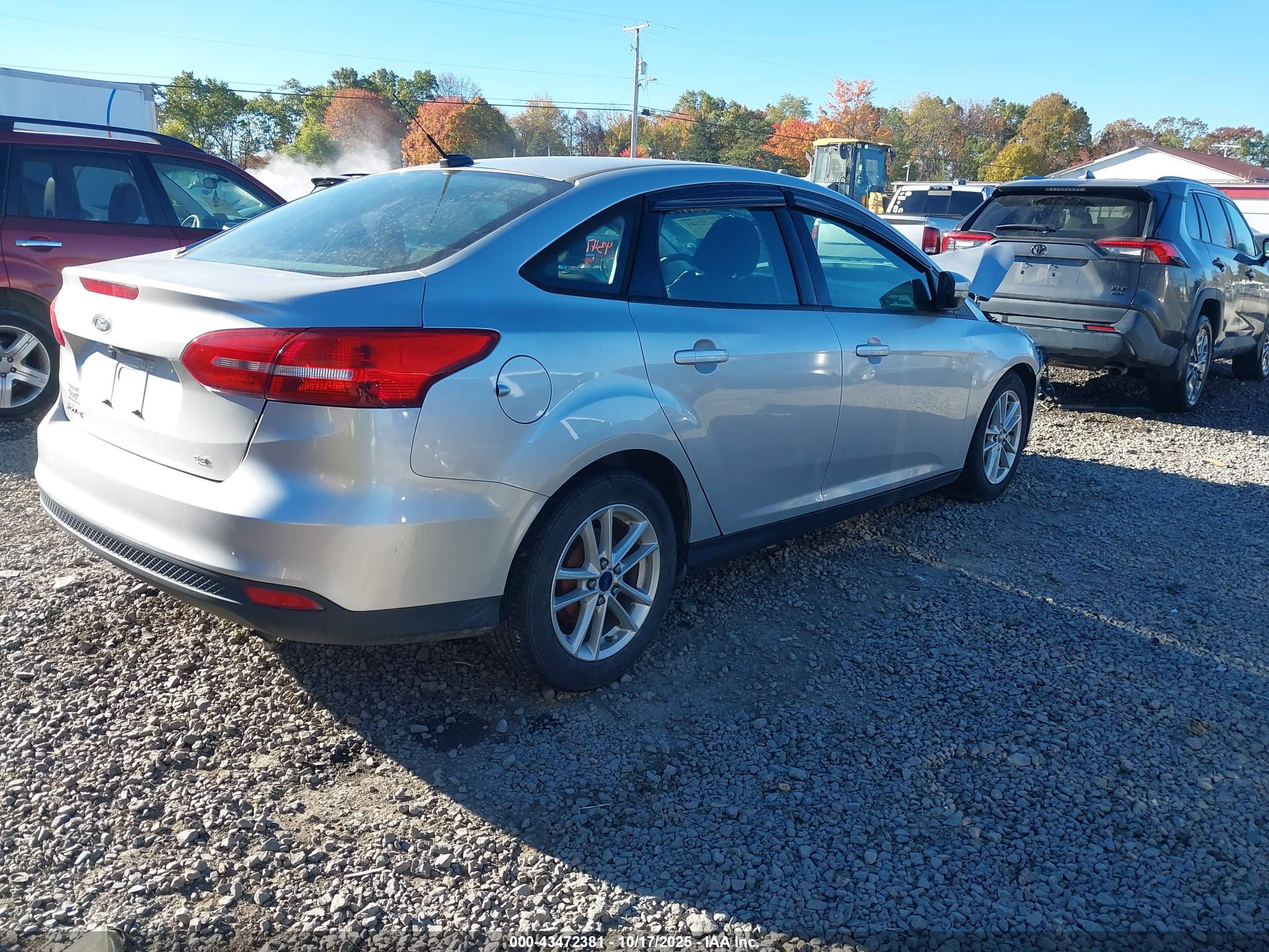 FORD FOCUS image 4