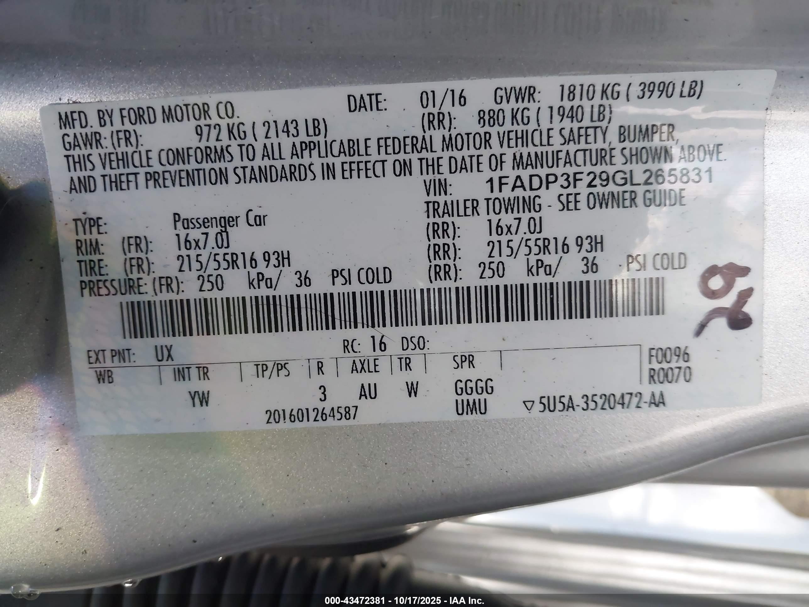 FORD FOCUS image 9