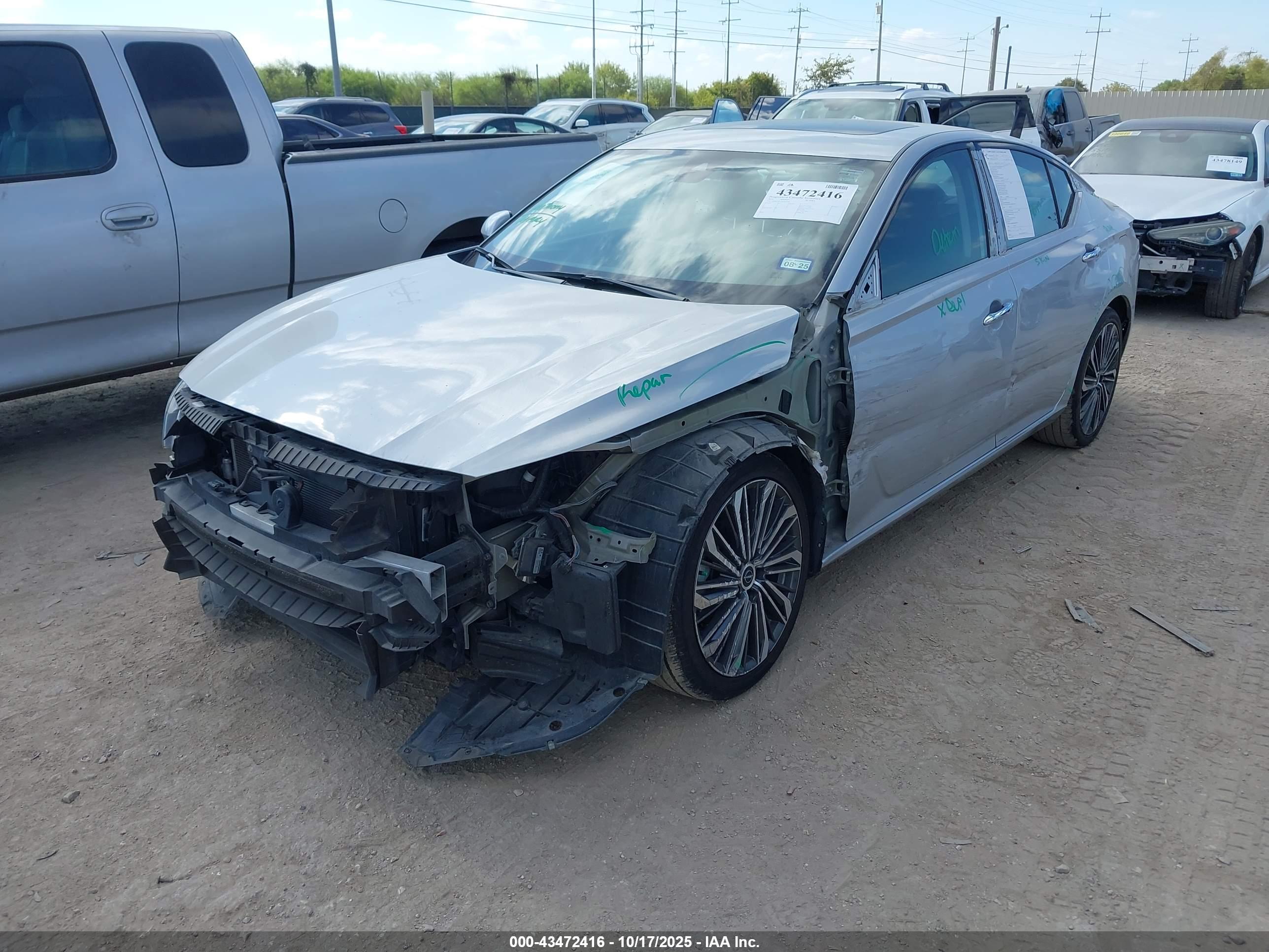 NISSAN ALTIMA image 2