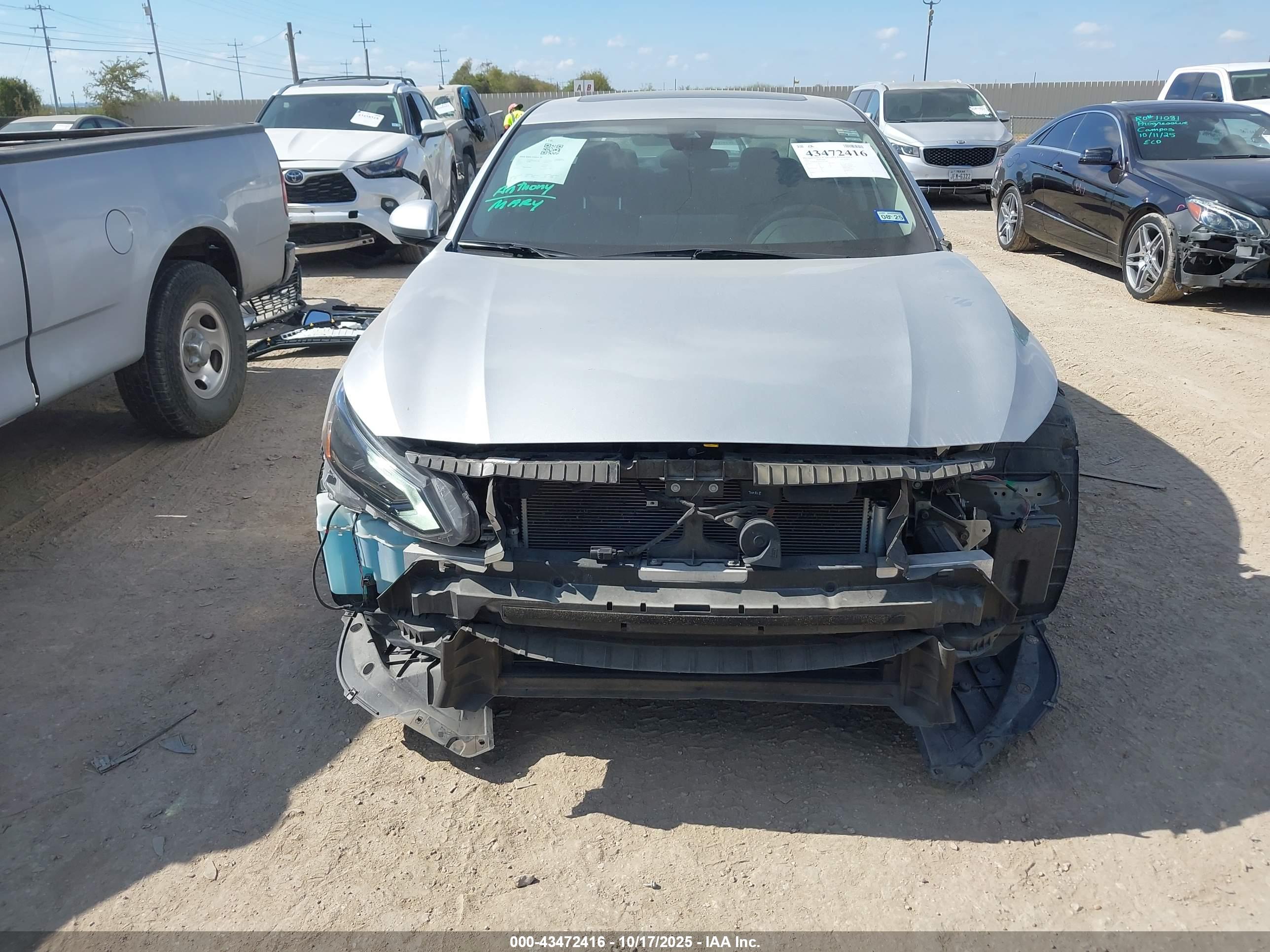 NISSAN ALTIMA image 6