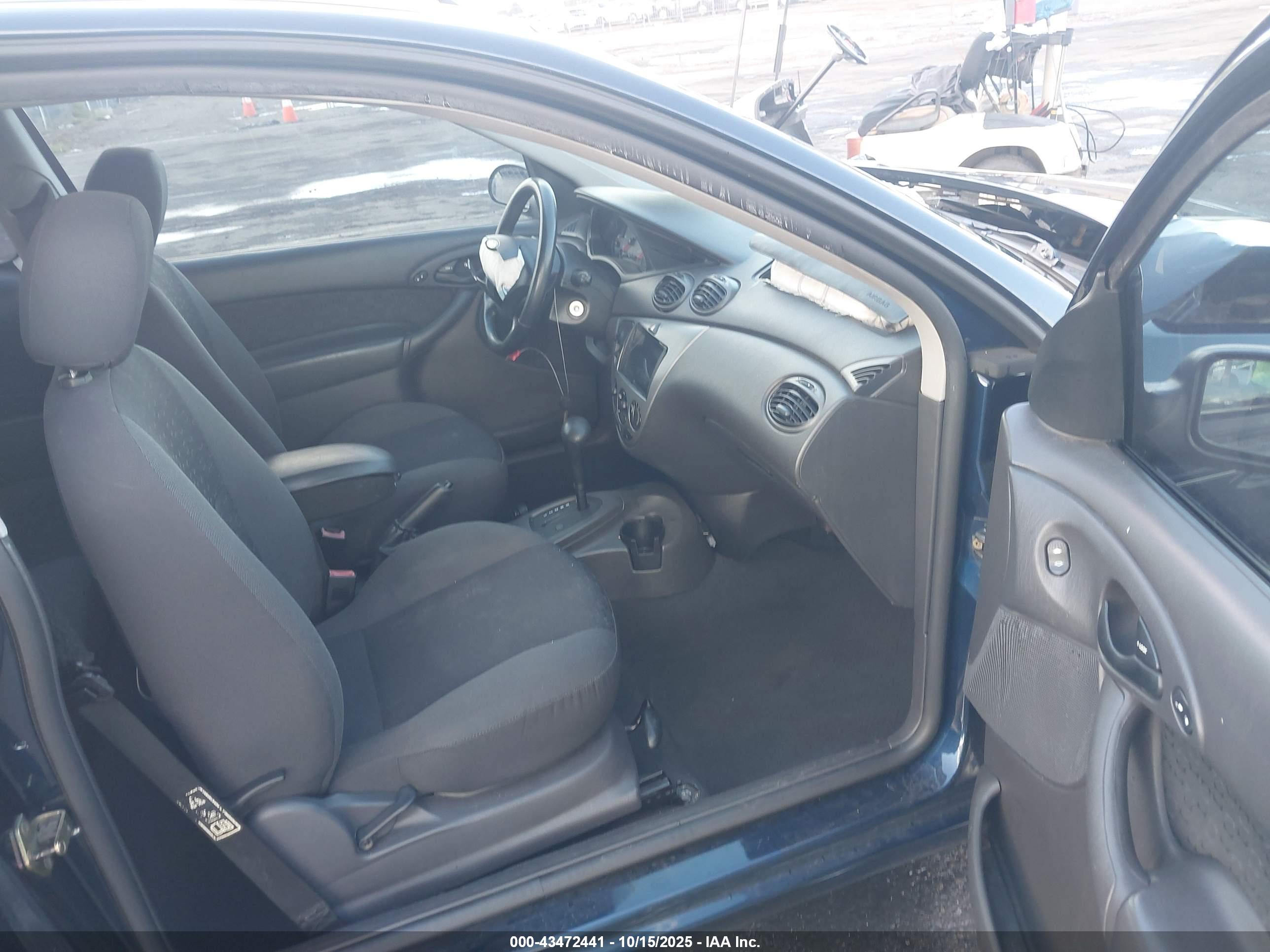 FORD FOCUS image 5