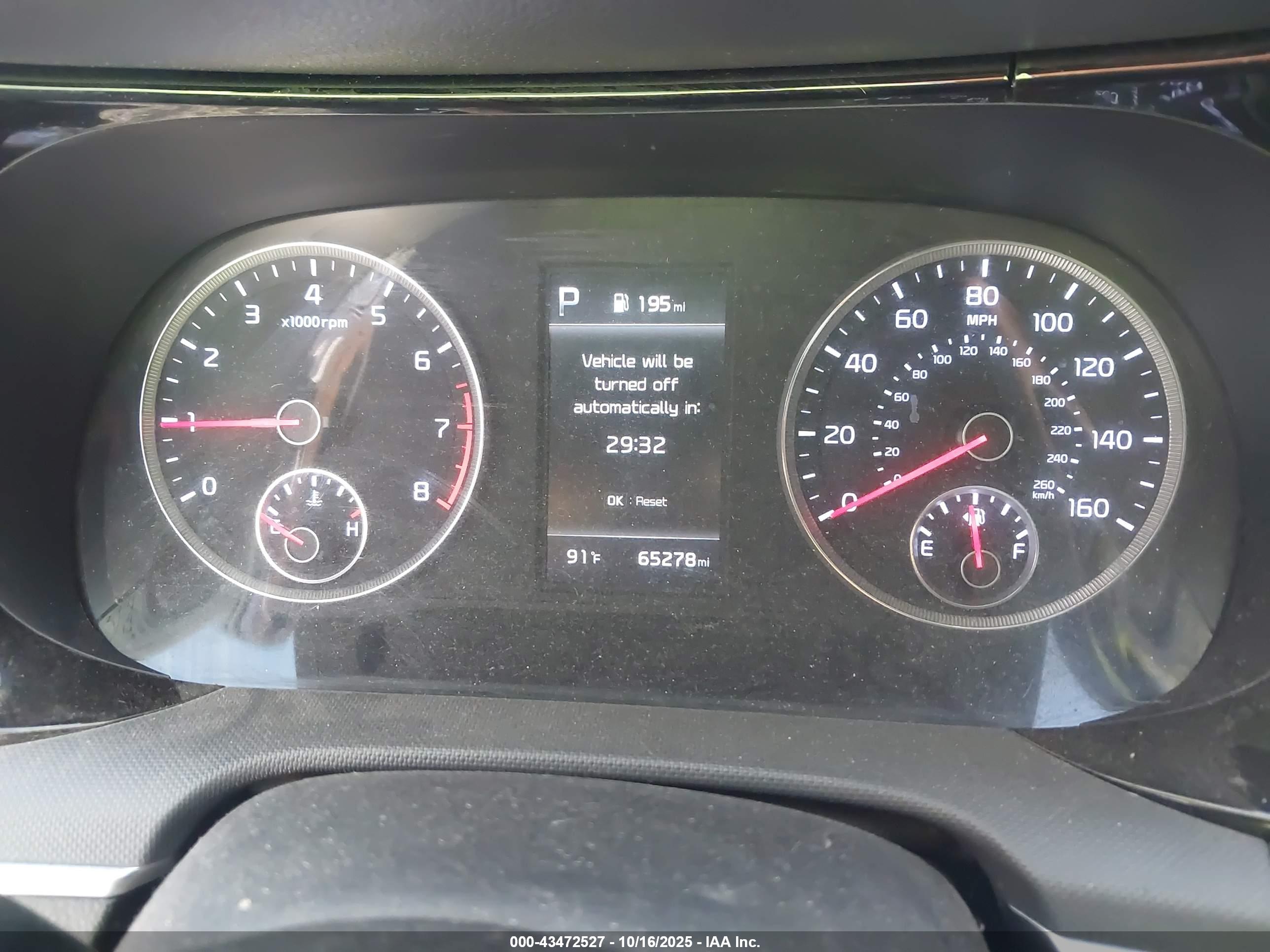 KIA K5 image 7