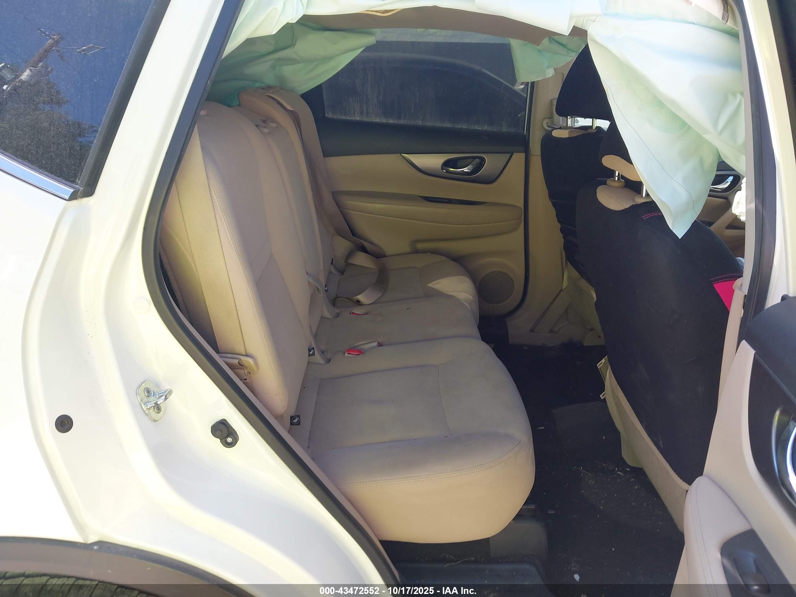 NISSAN ROGUE image 8