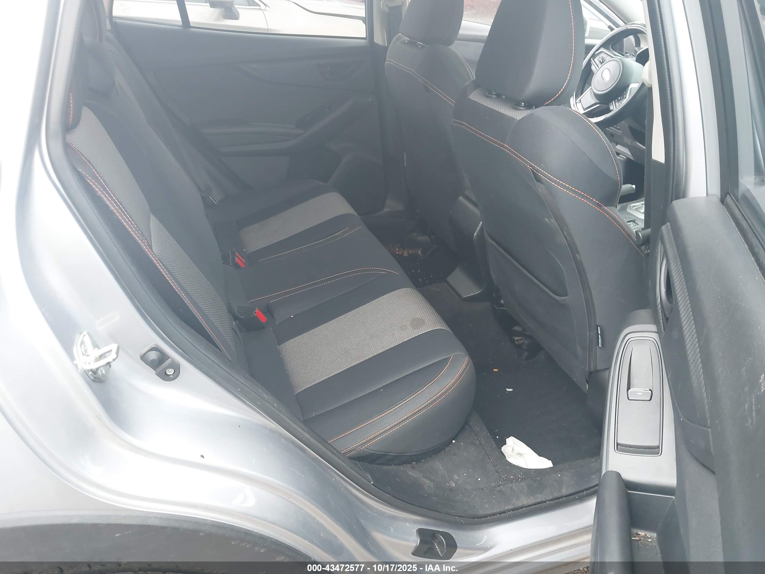 SUBARU CROSSTREK image 8