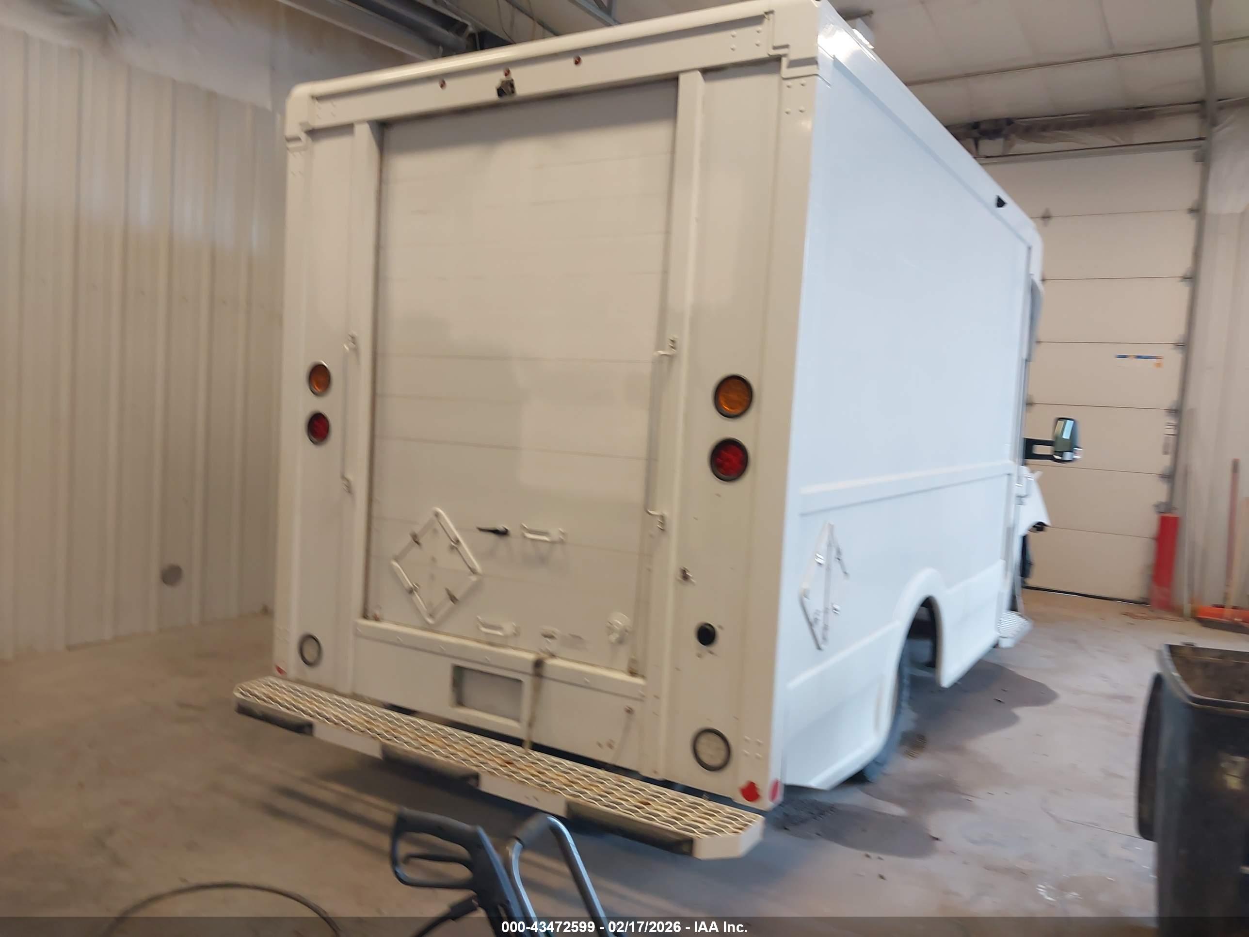 MERCEDES-BENZ SPRINTER image 4