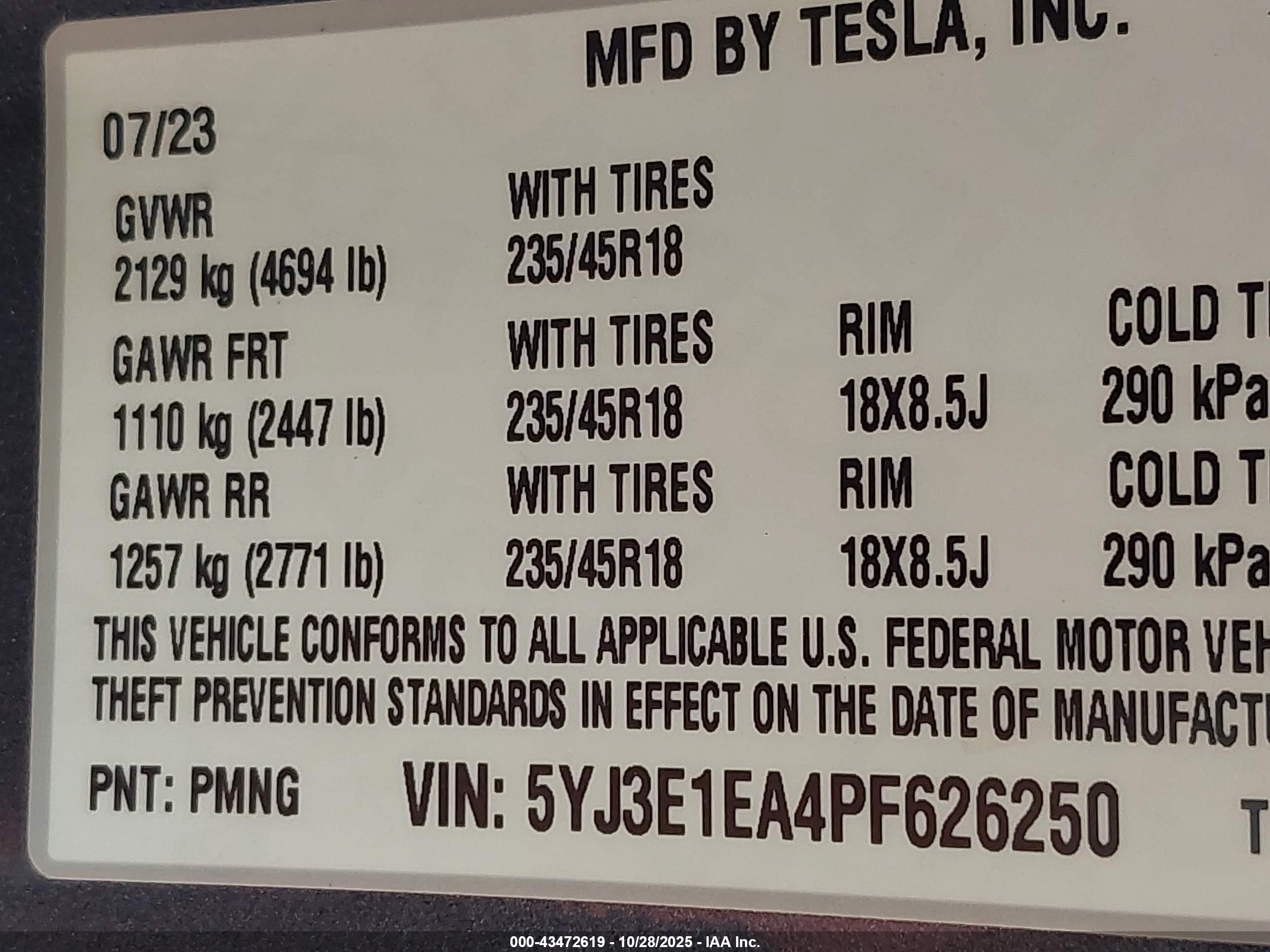 TESLA MODEL image 9