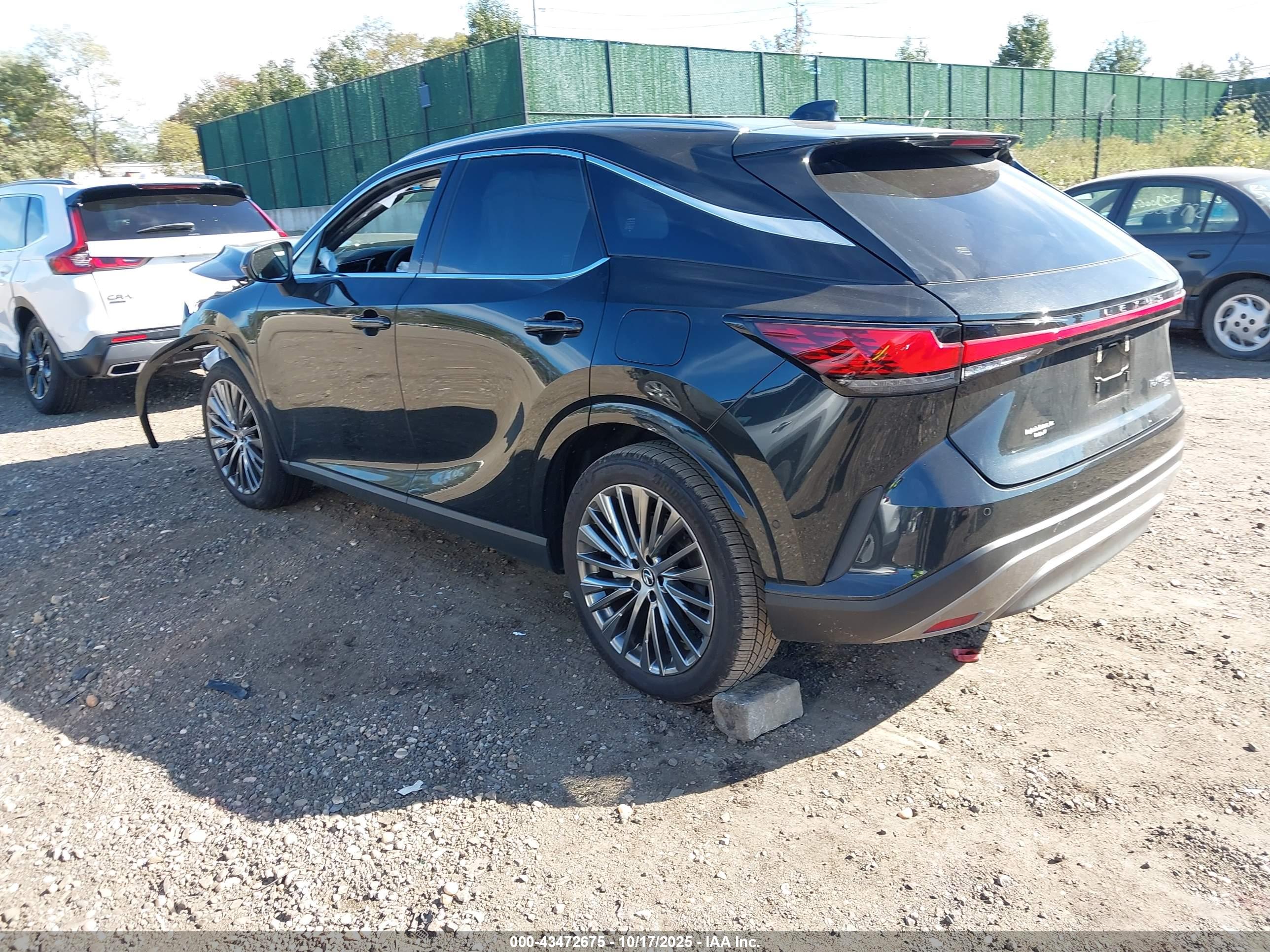 LEXUS RX image 3
