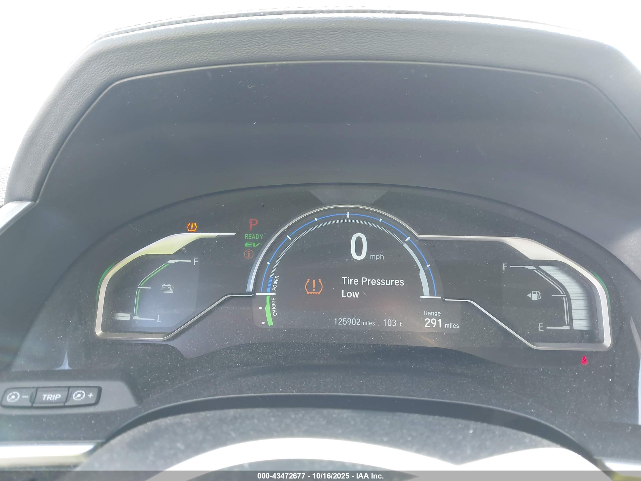 HONDA CLARITY image 7