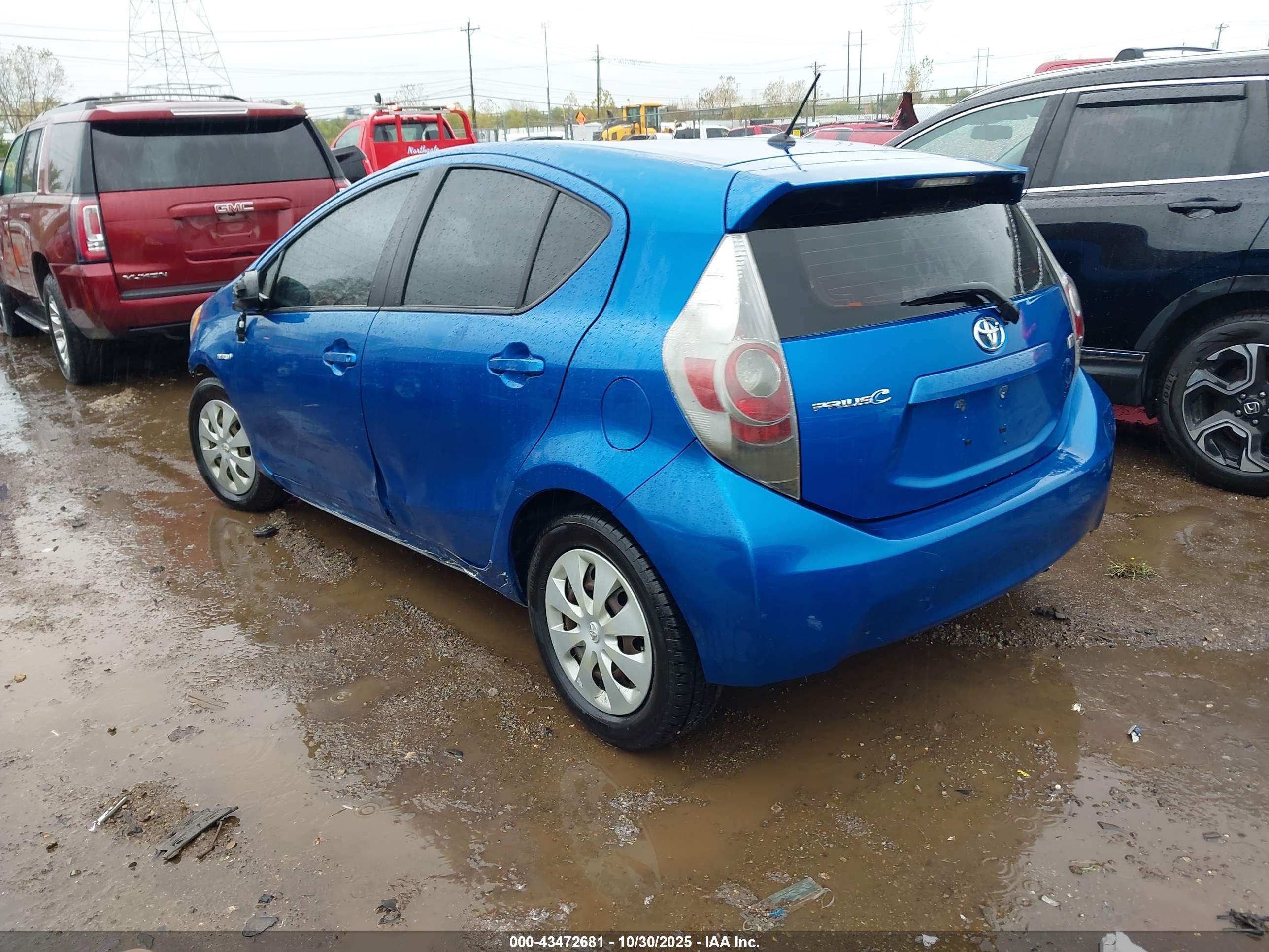 TOYOTA PRIUS image 3