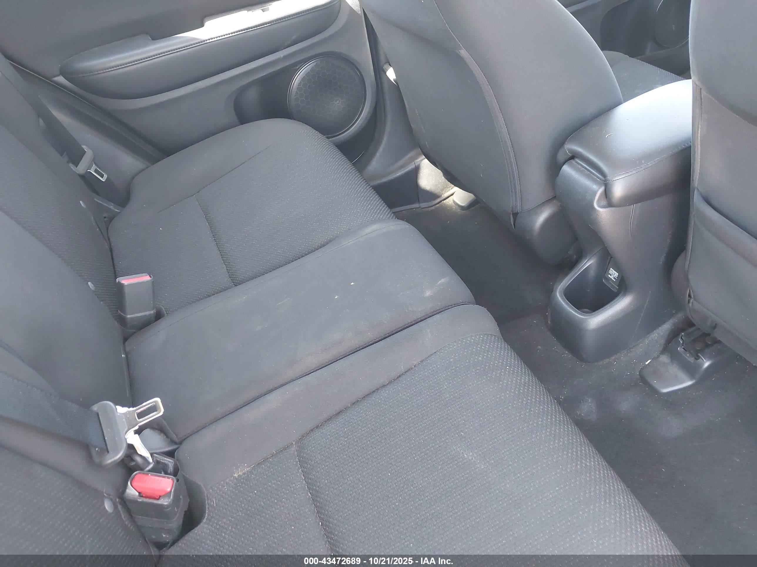 HONDA HR-V image 8