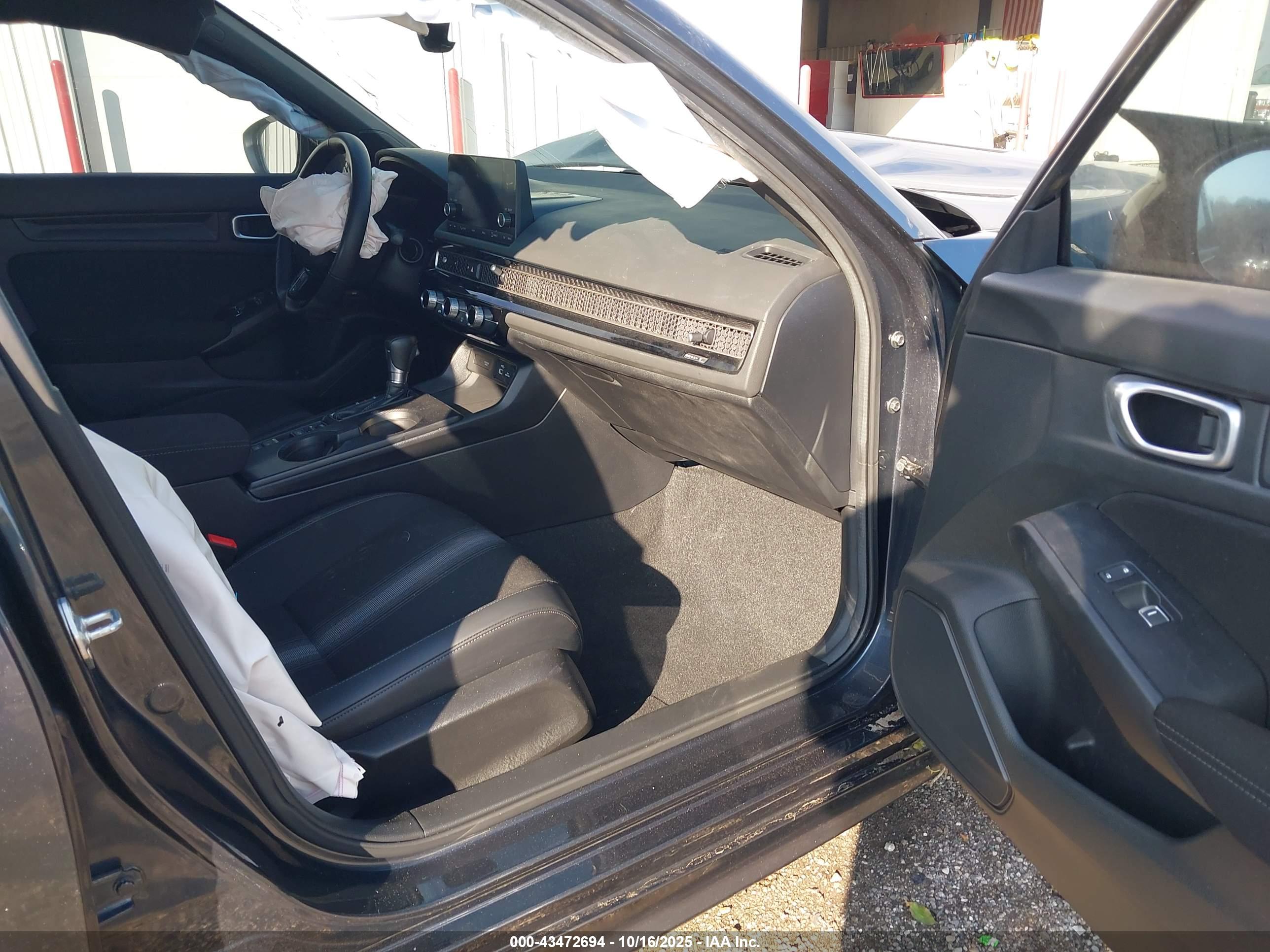 HONDA CIVIC image 5