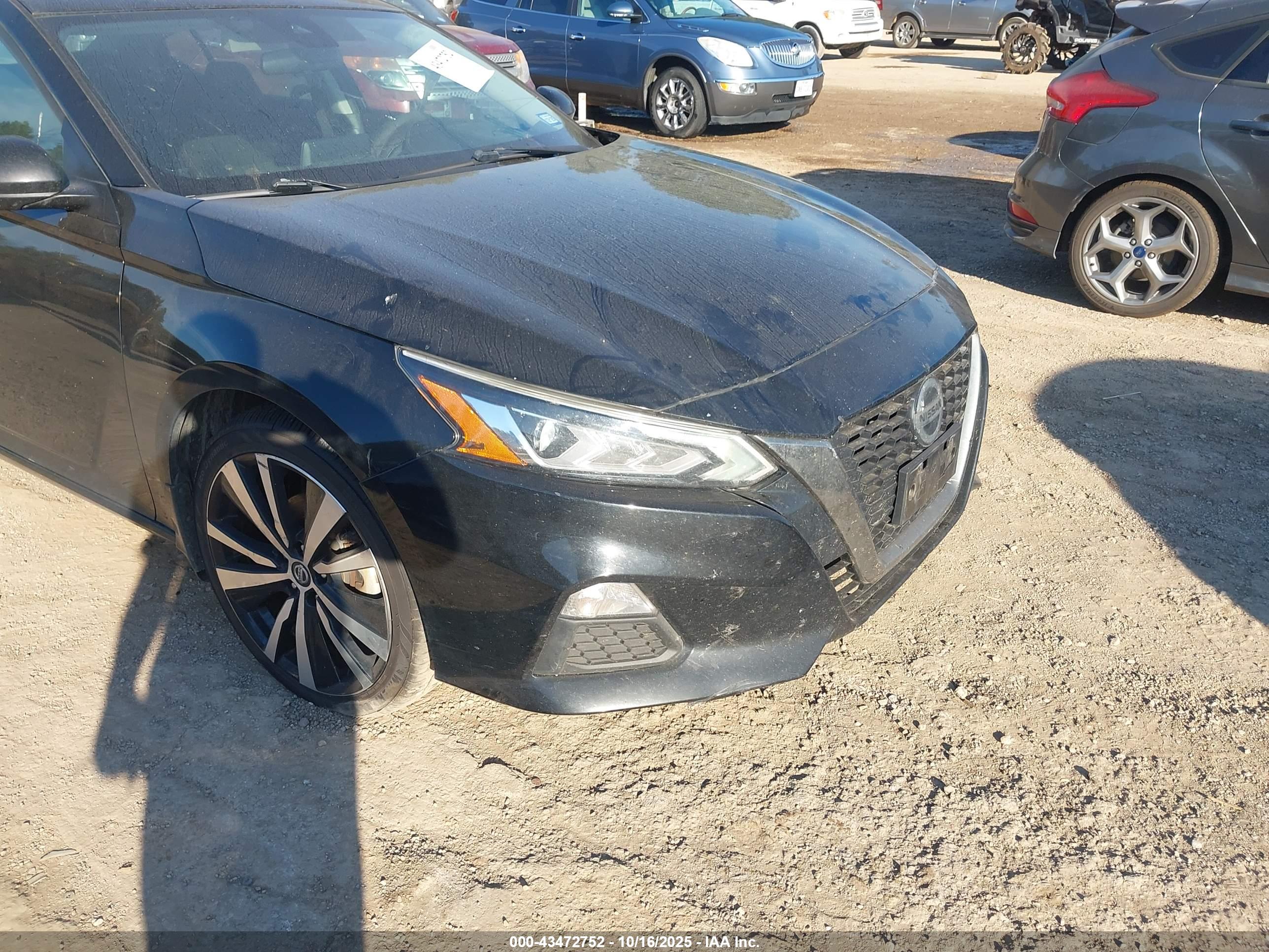 NISSAN ALTIMA image 6