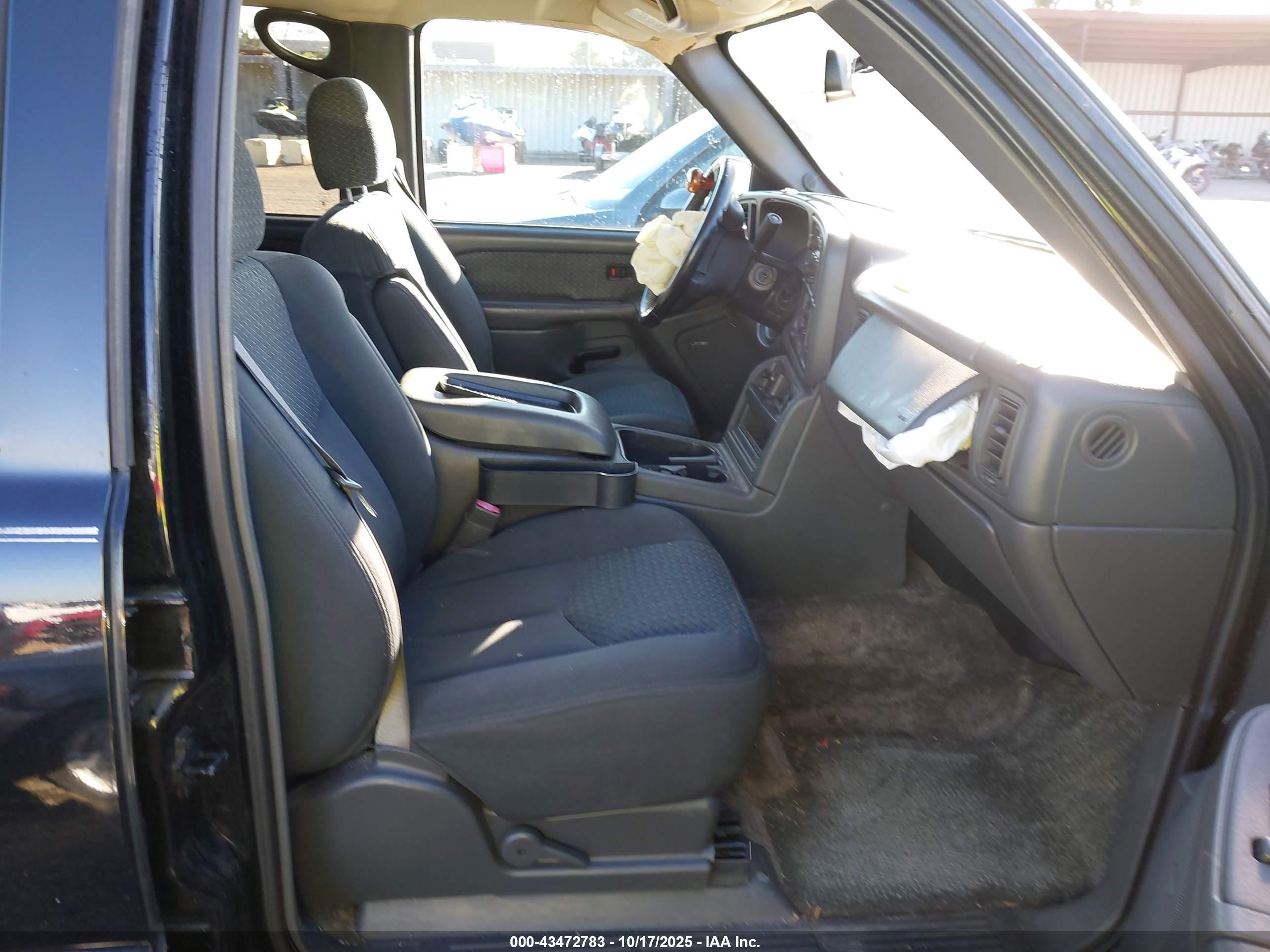 CHEVROLET AVALANCHE image 5