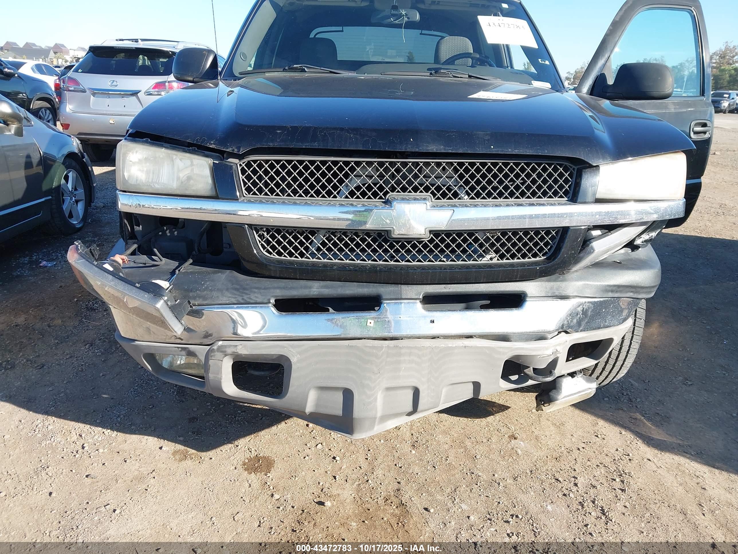 CHEVROLET AVALANCHE image 6