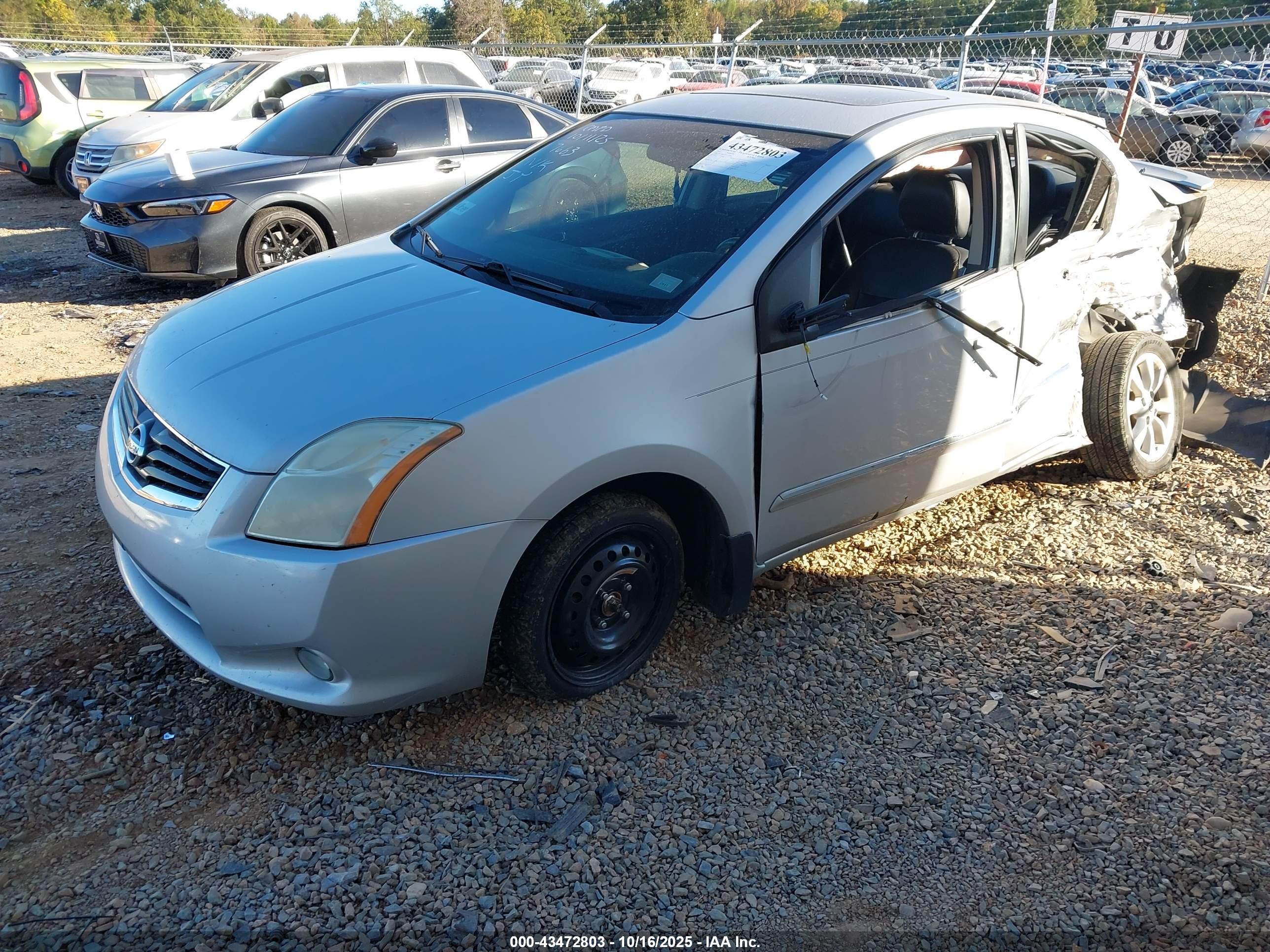 NISSAN SENTRA image 2